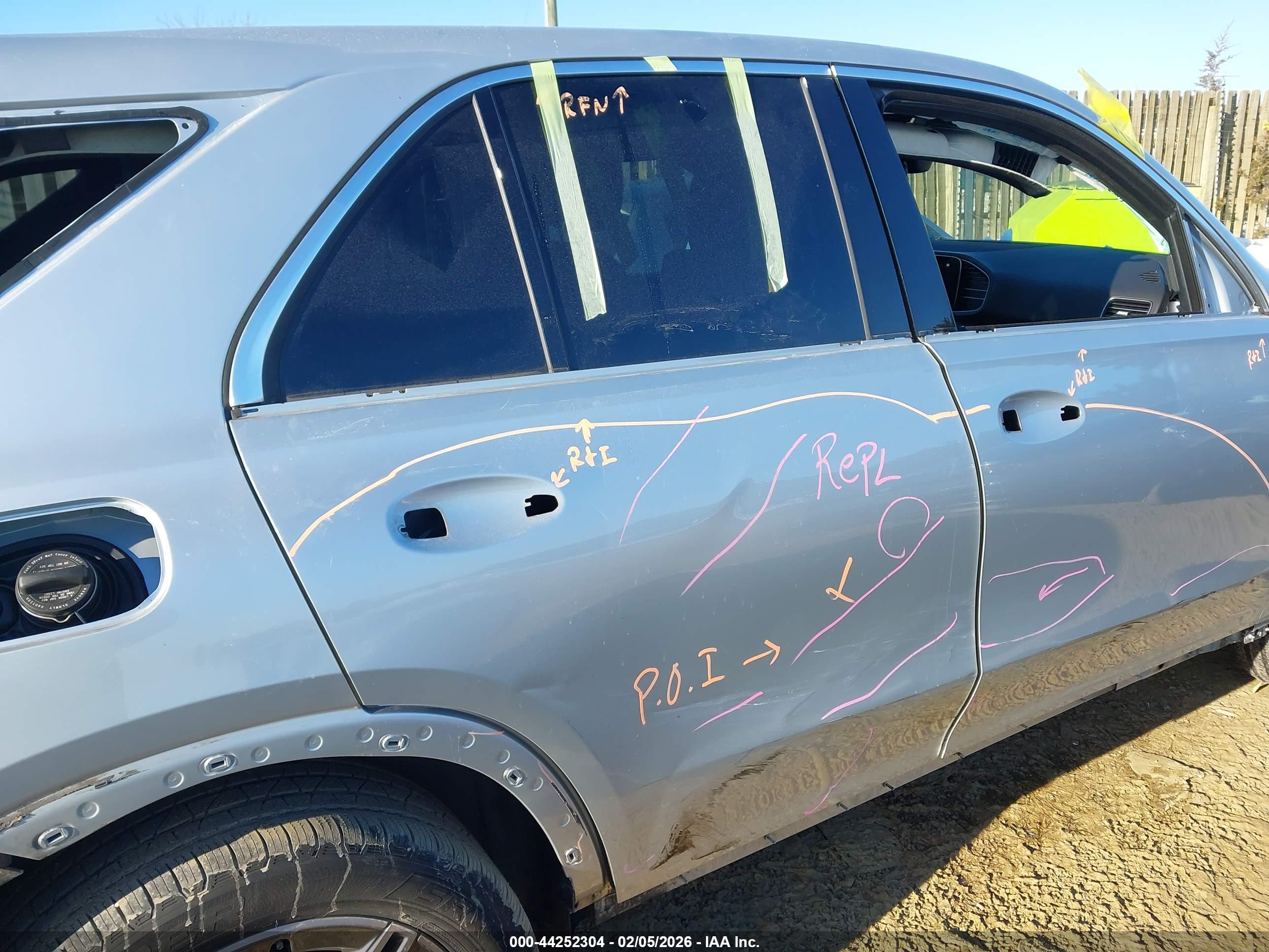 MERCEDES-BENZ GLE image 6