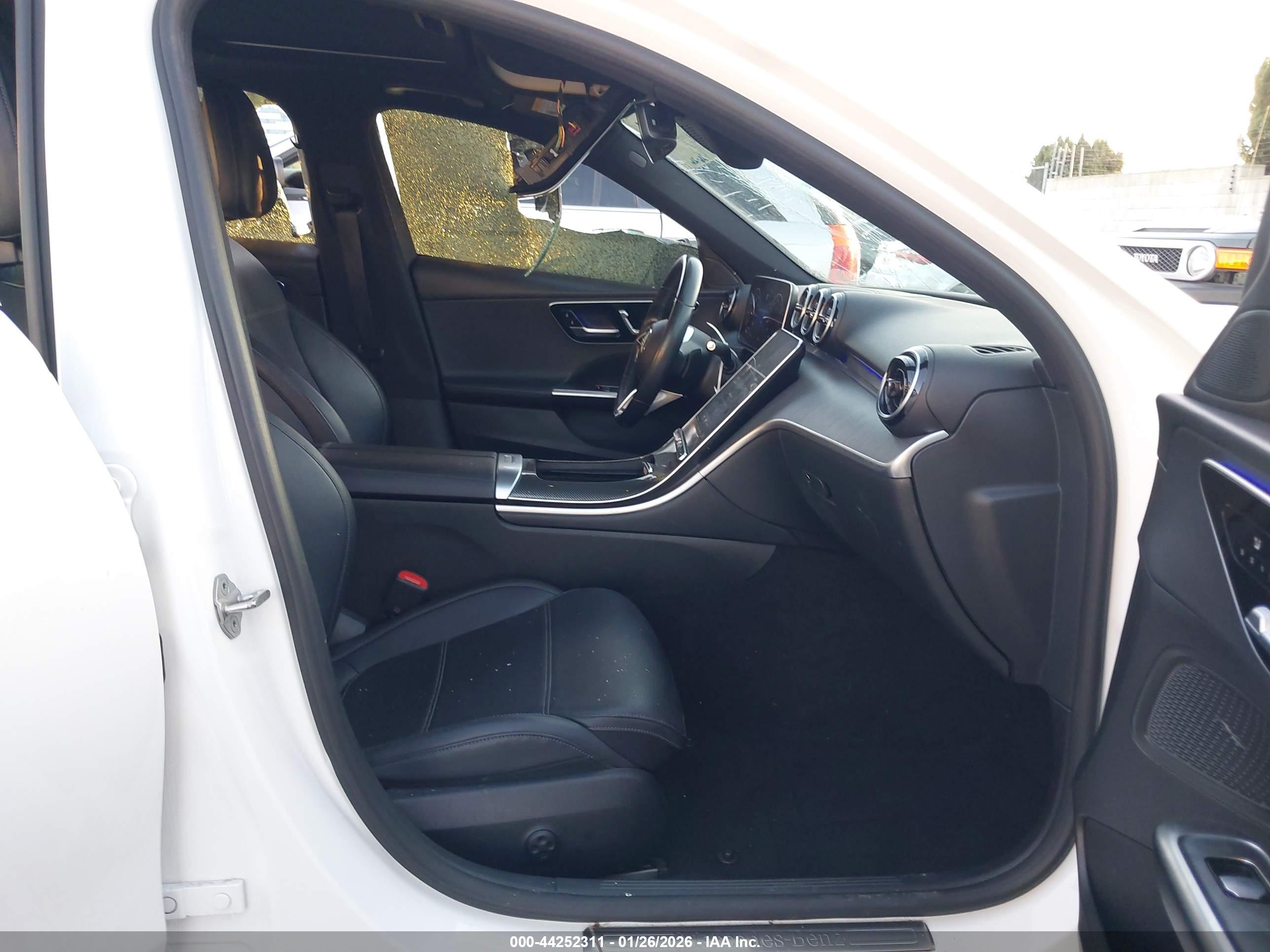 MERCEDES-BENZ C image 5