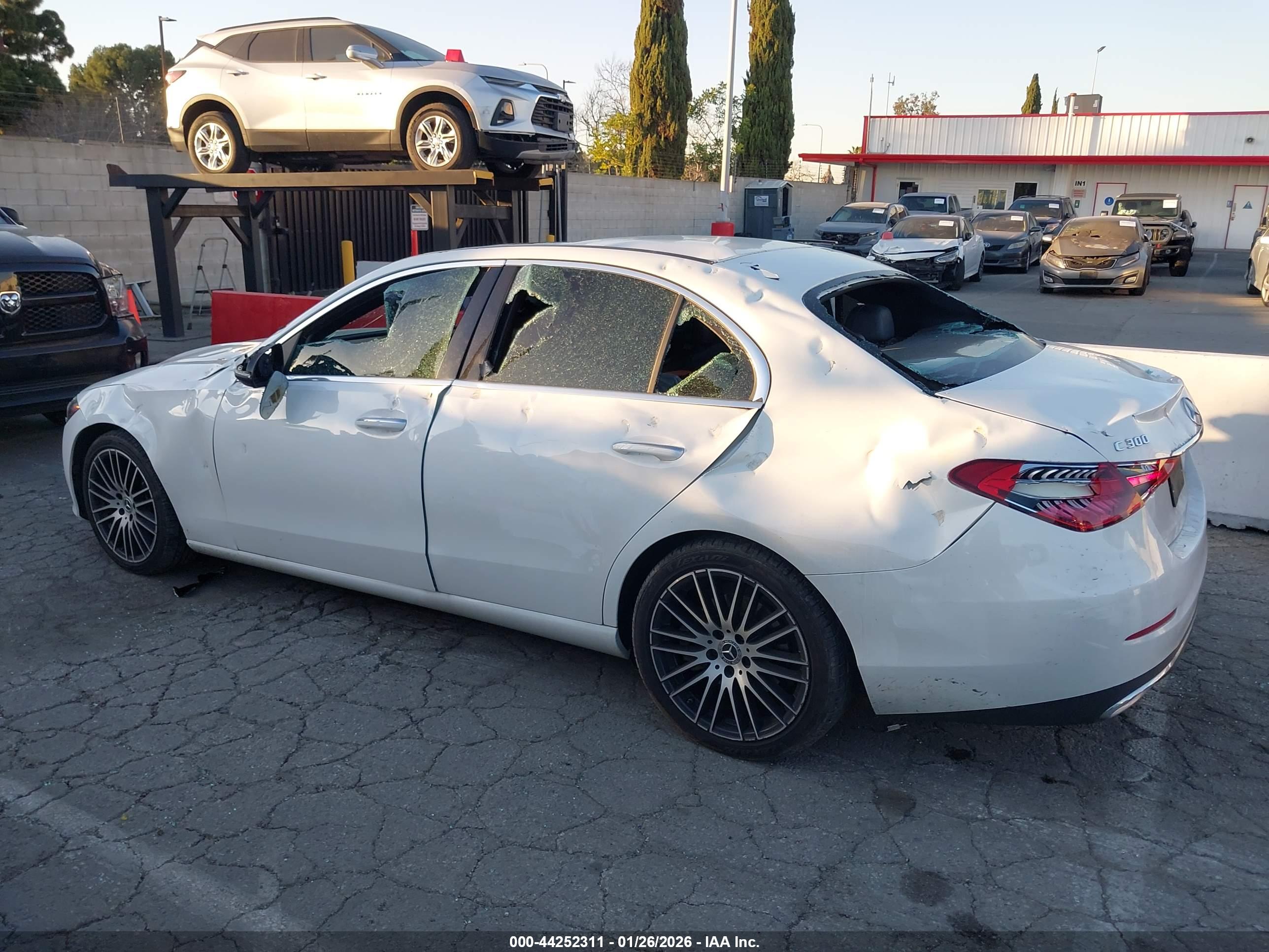 MERCEDES-BENZ C image 6