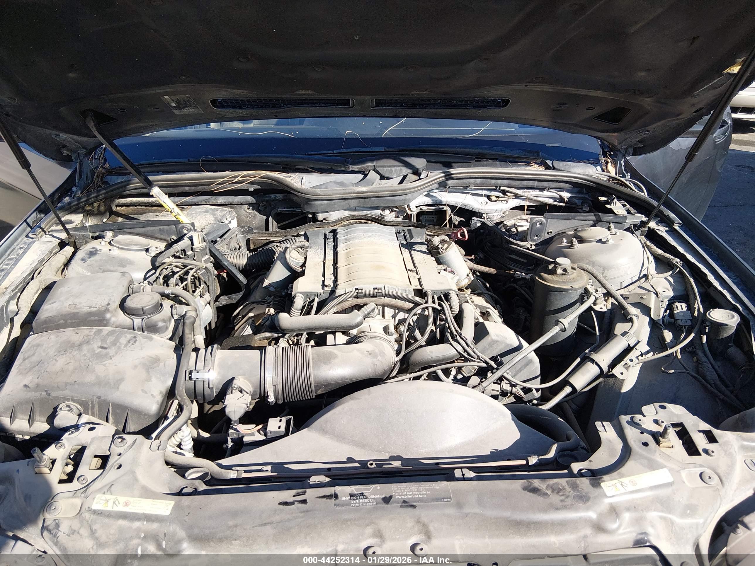 BMW 745I image 10