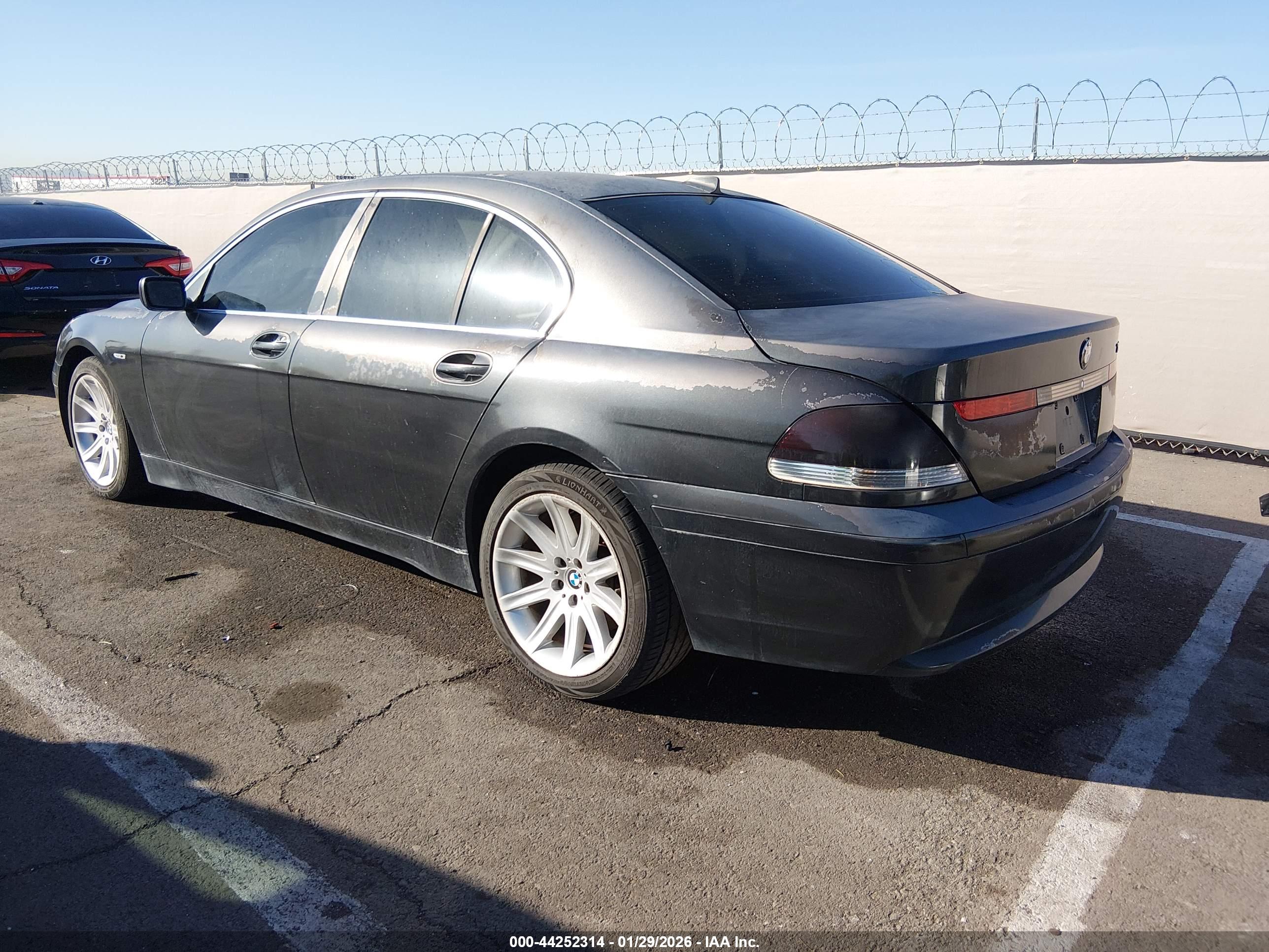 BMW 745I image 3