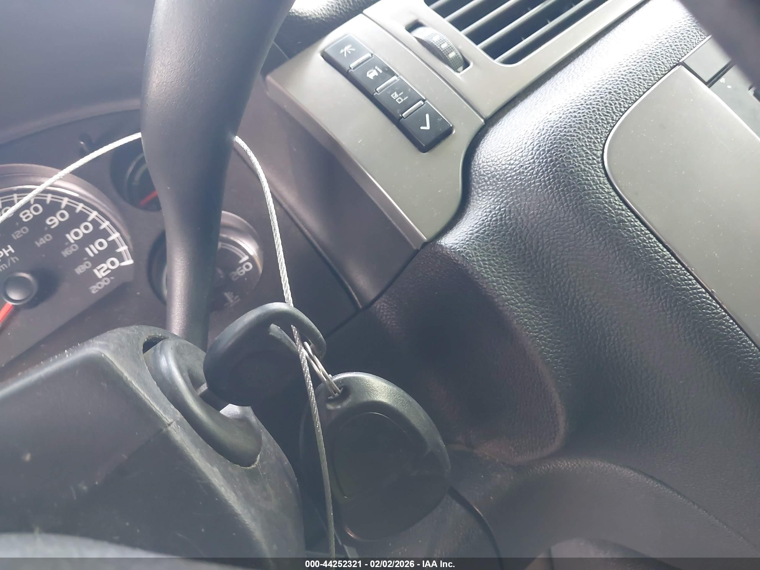 CHEVROLET SILVERADO image 11