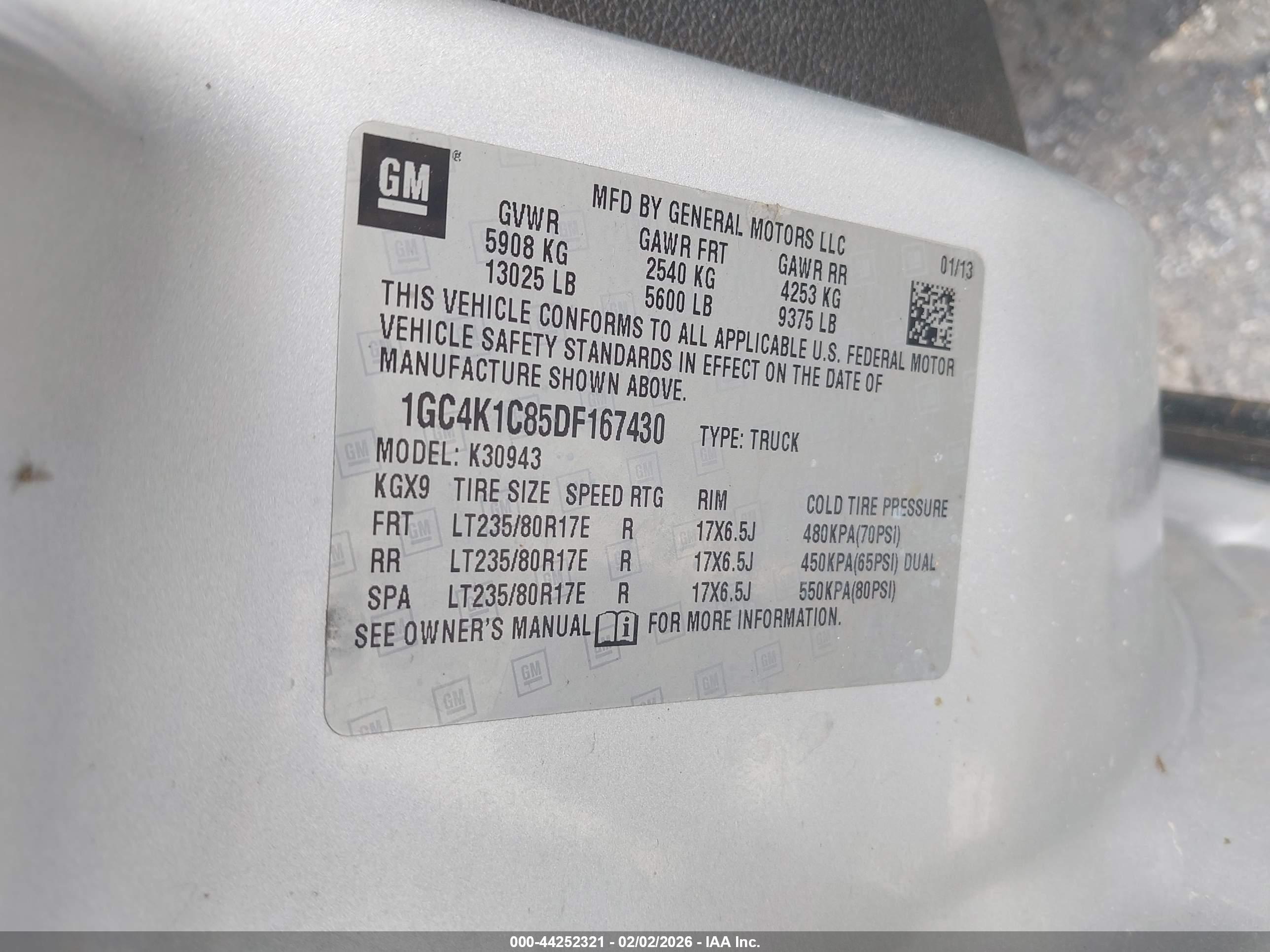 CHEVROLET SILVERADO image 9