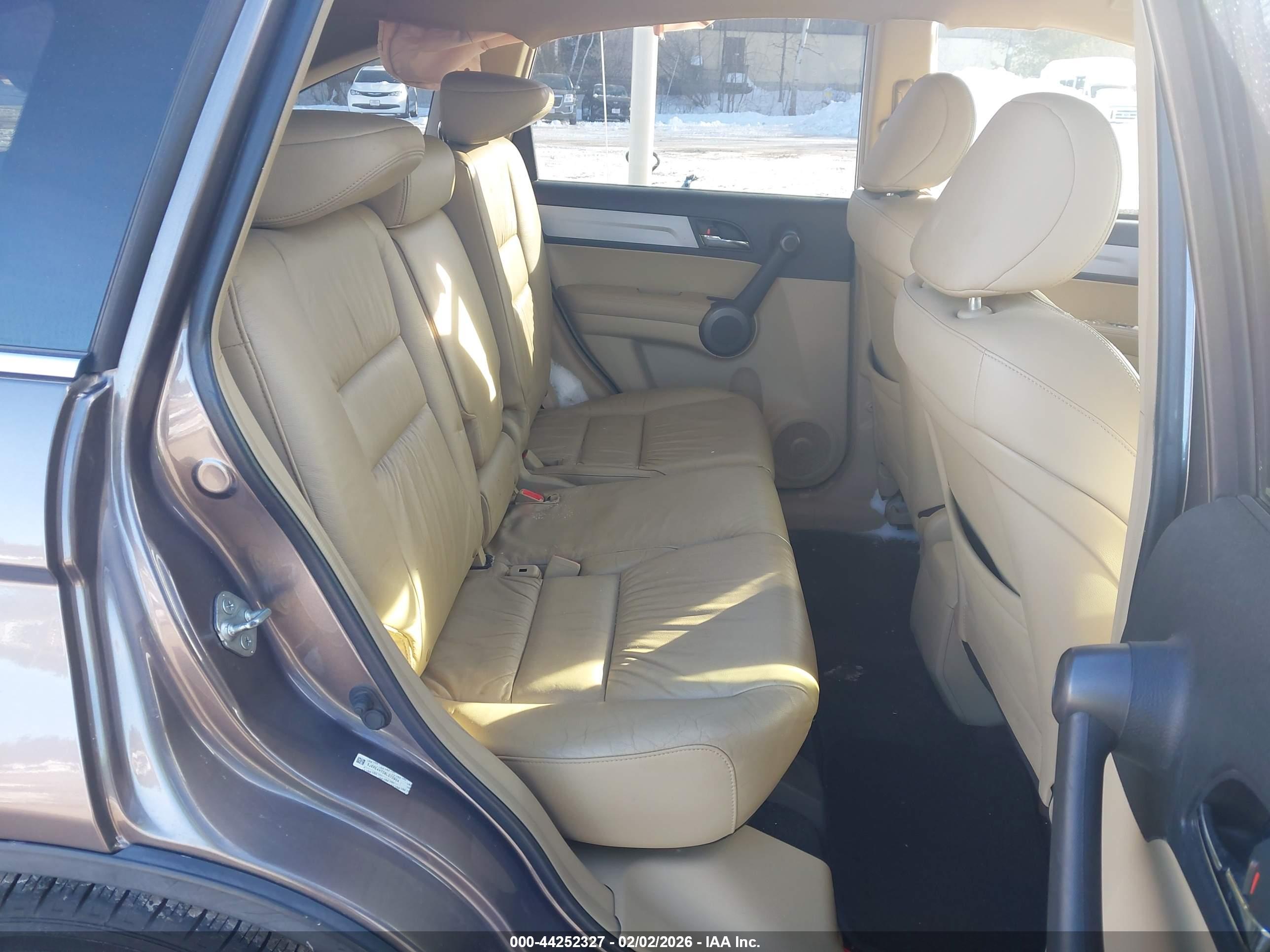 HONDA CR-V image 8