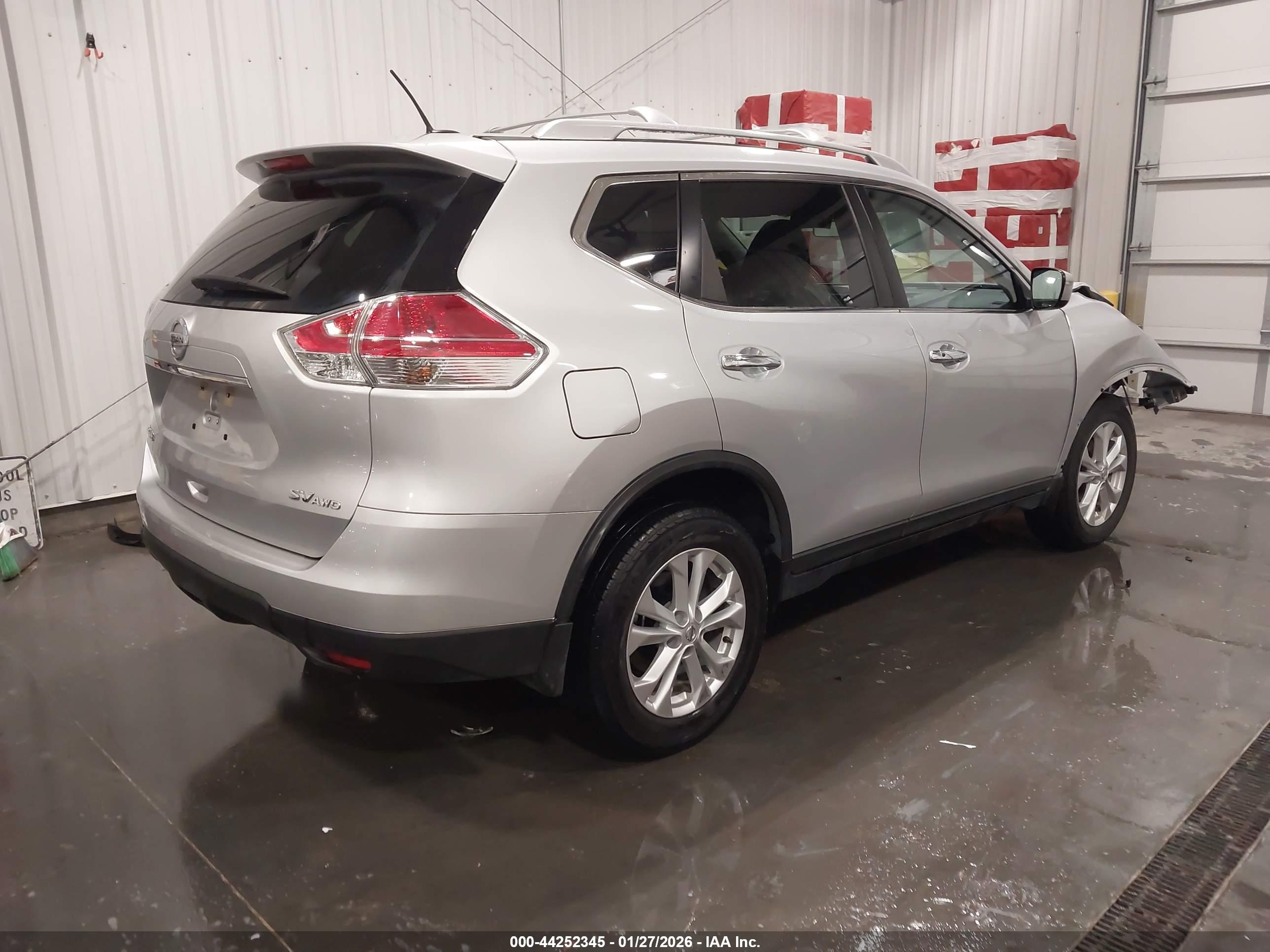 NISSAN ROGUE image 4