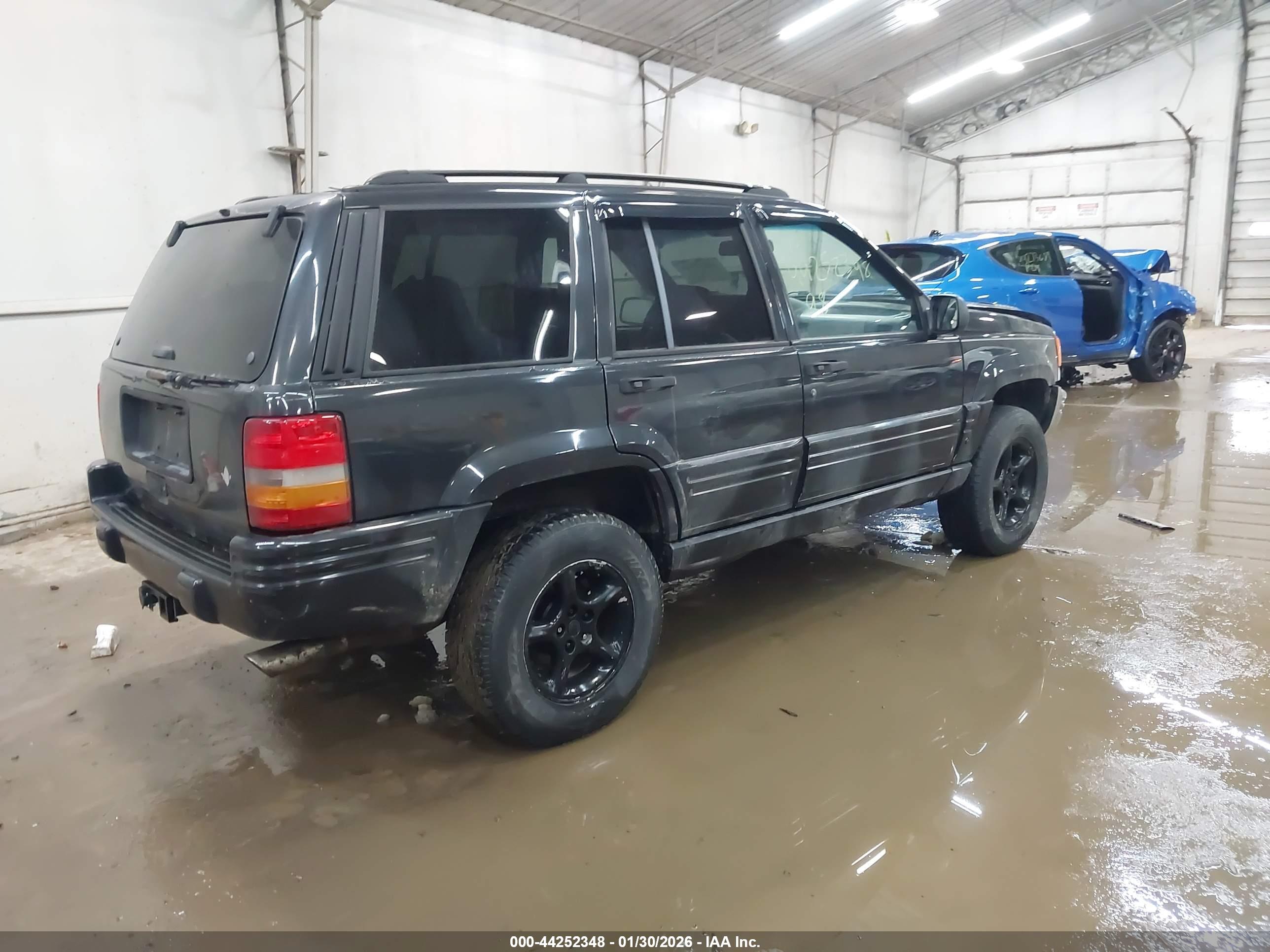 JEEP GRAND image 4