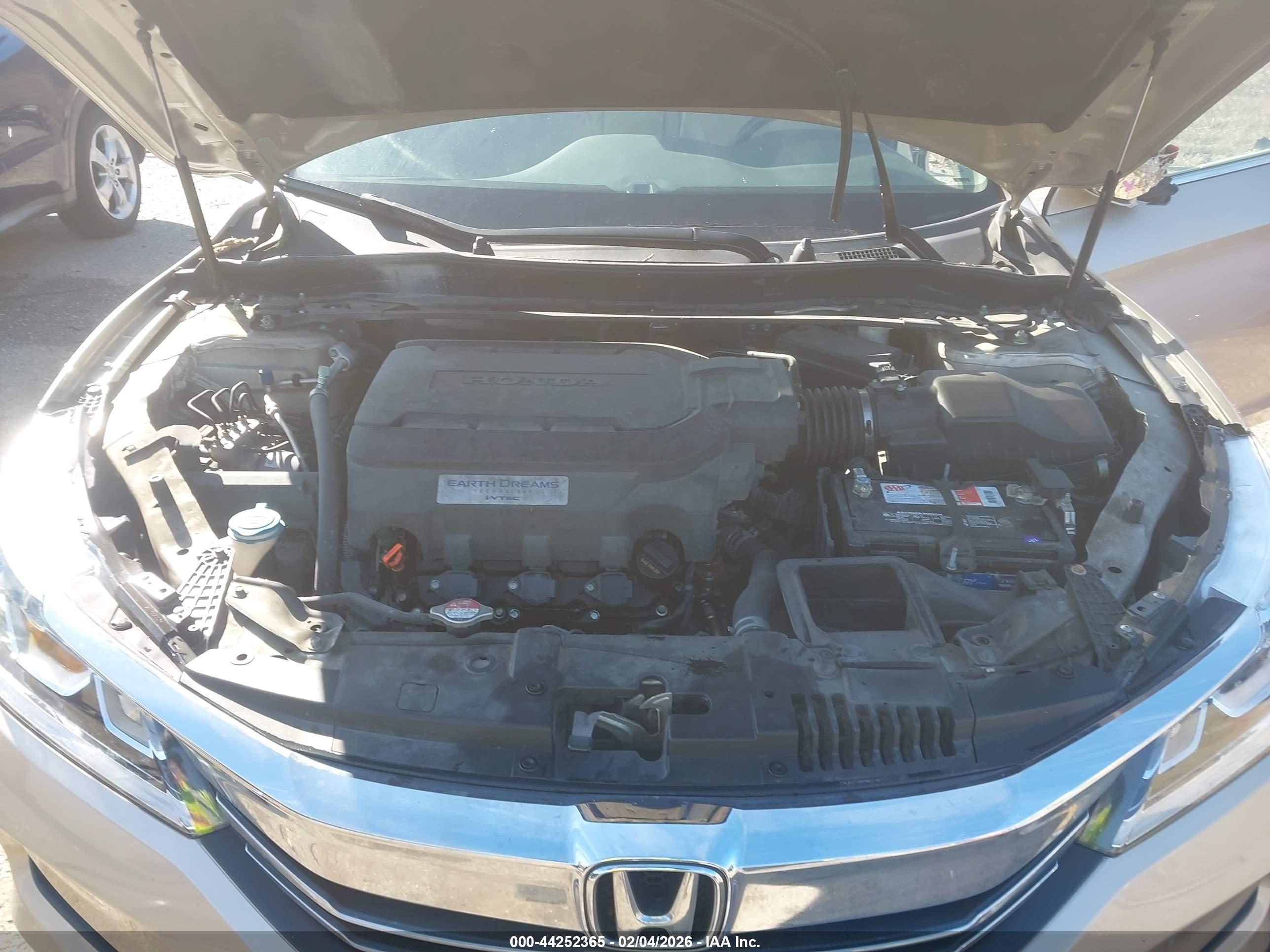 HONDA ACCORD image 10