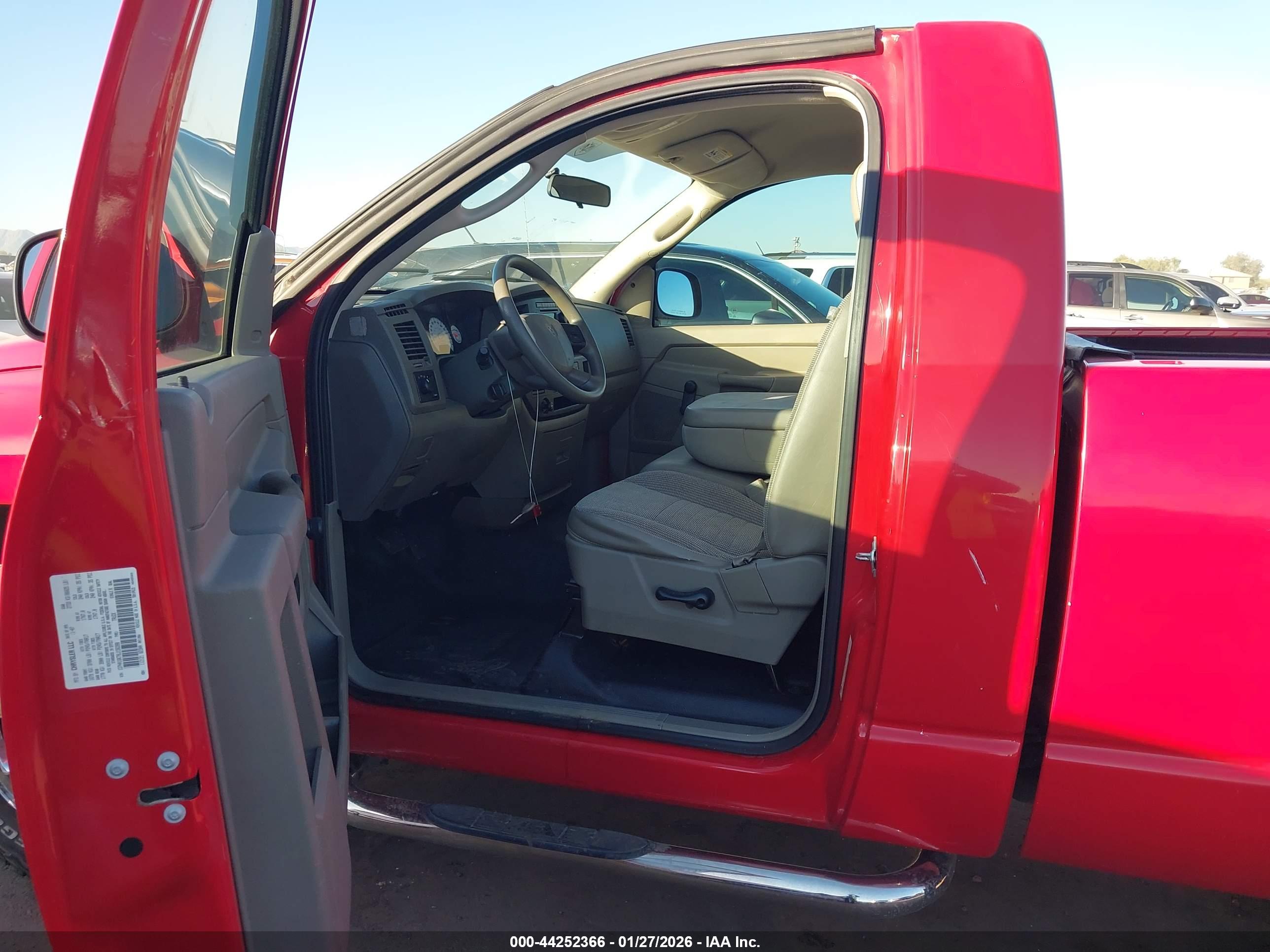 DODGE RAM image 5