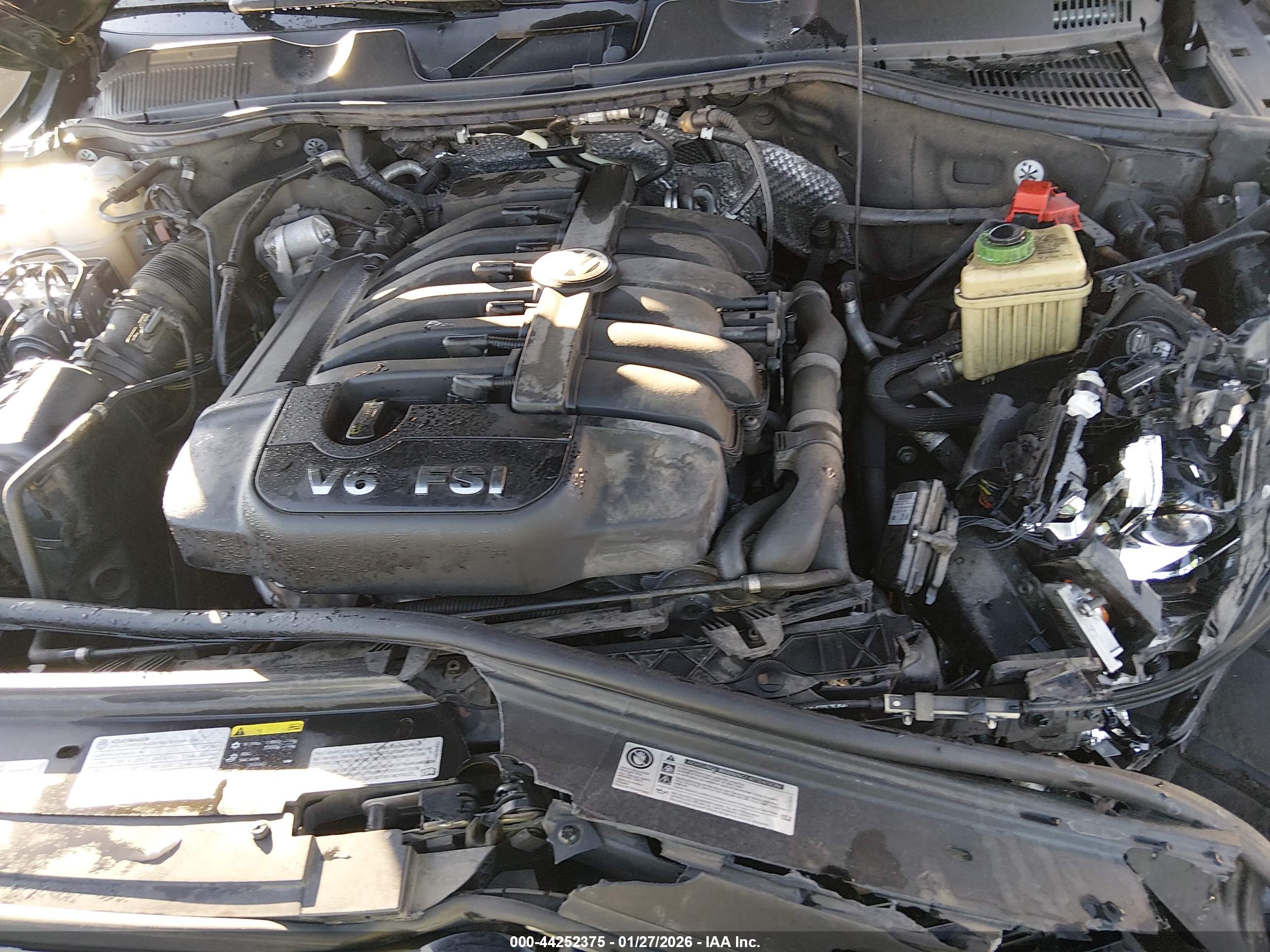 VOLKSWAGEN TOUAREG image 10