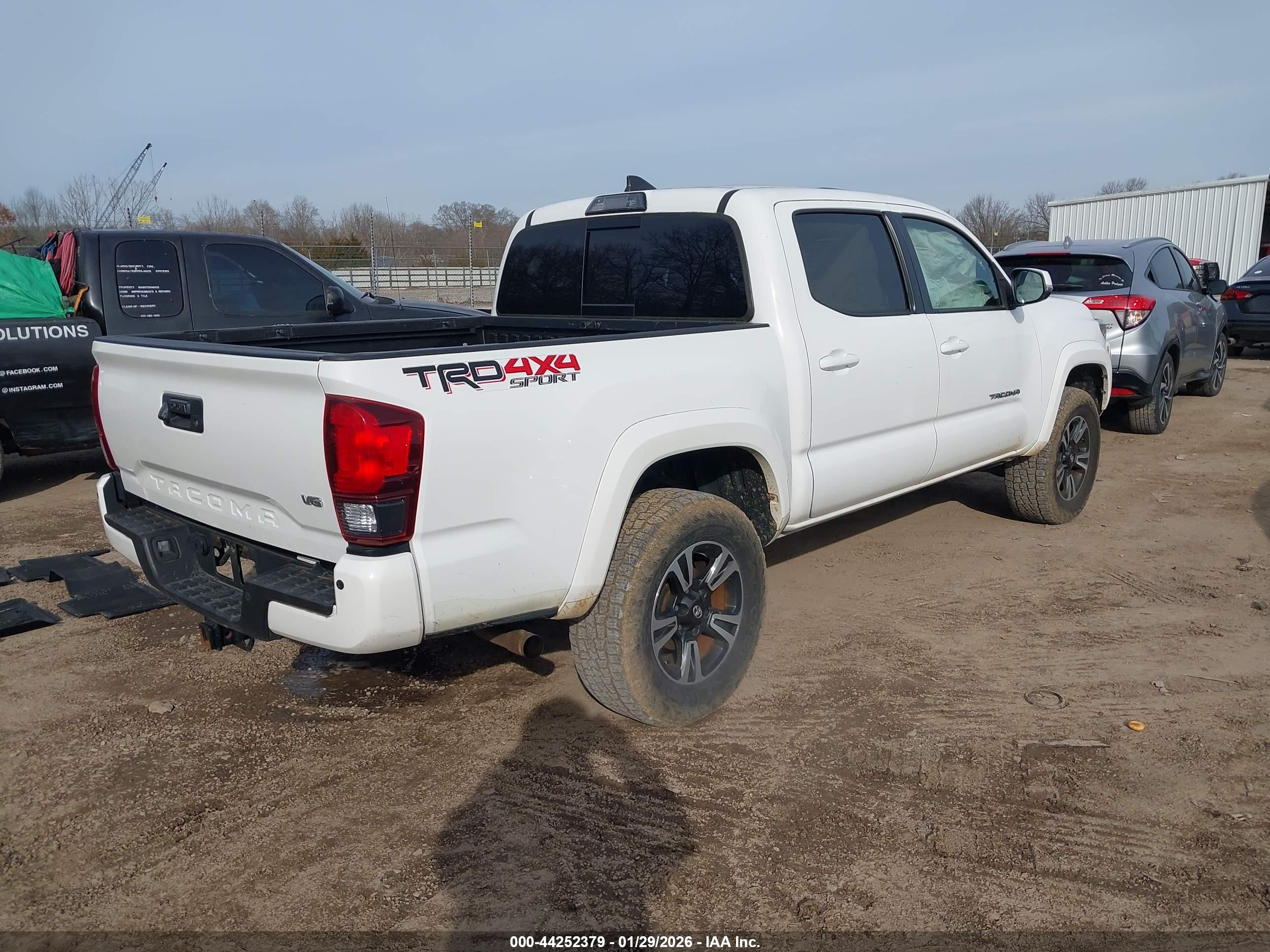 TOYOTA TACOMA image 4