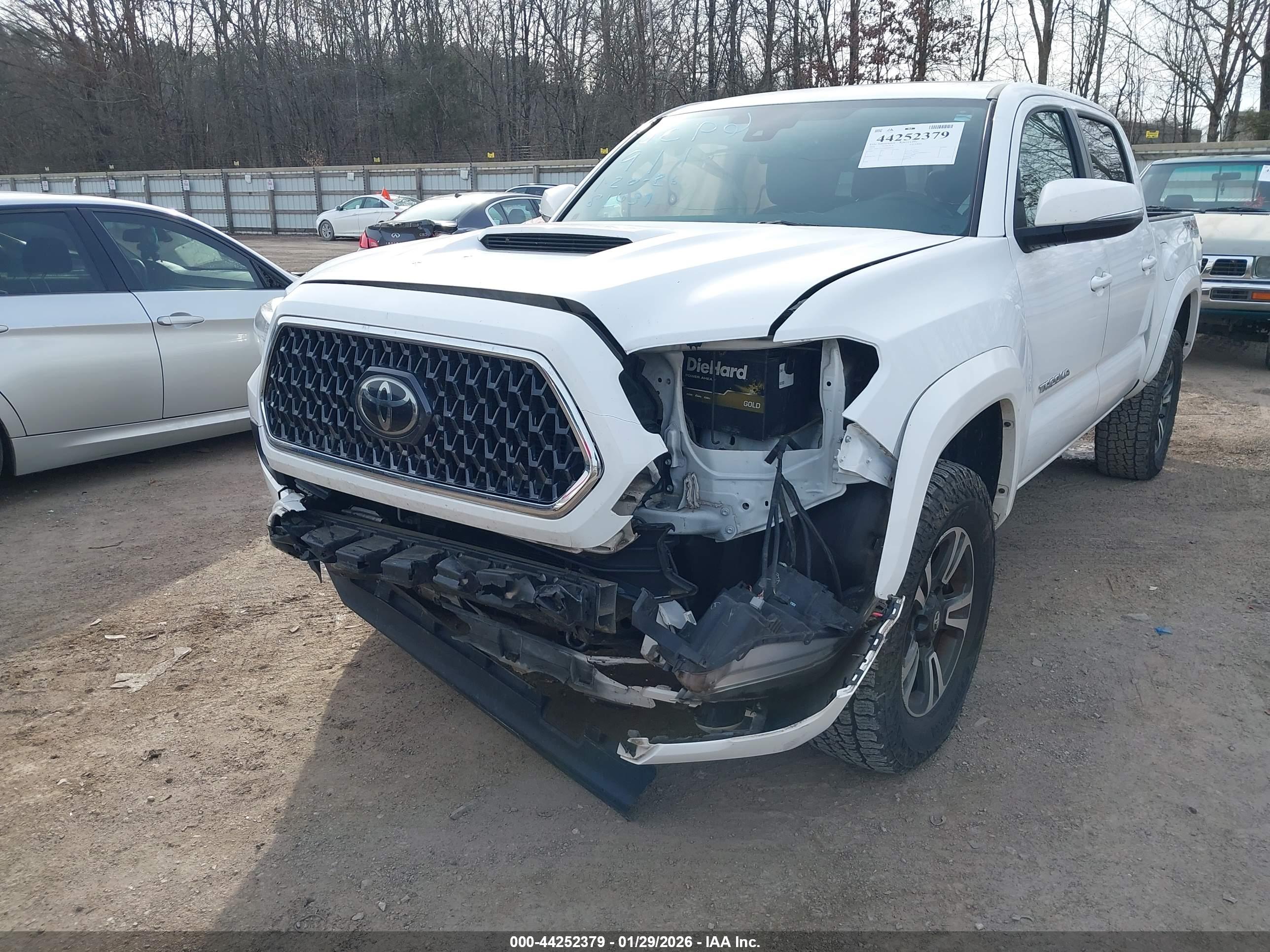 TOYOTA TACOMA image 6