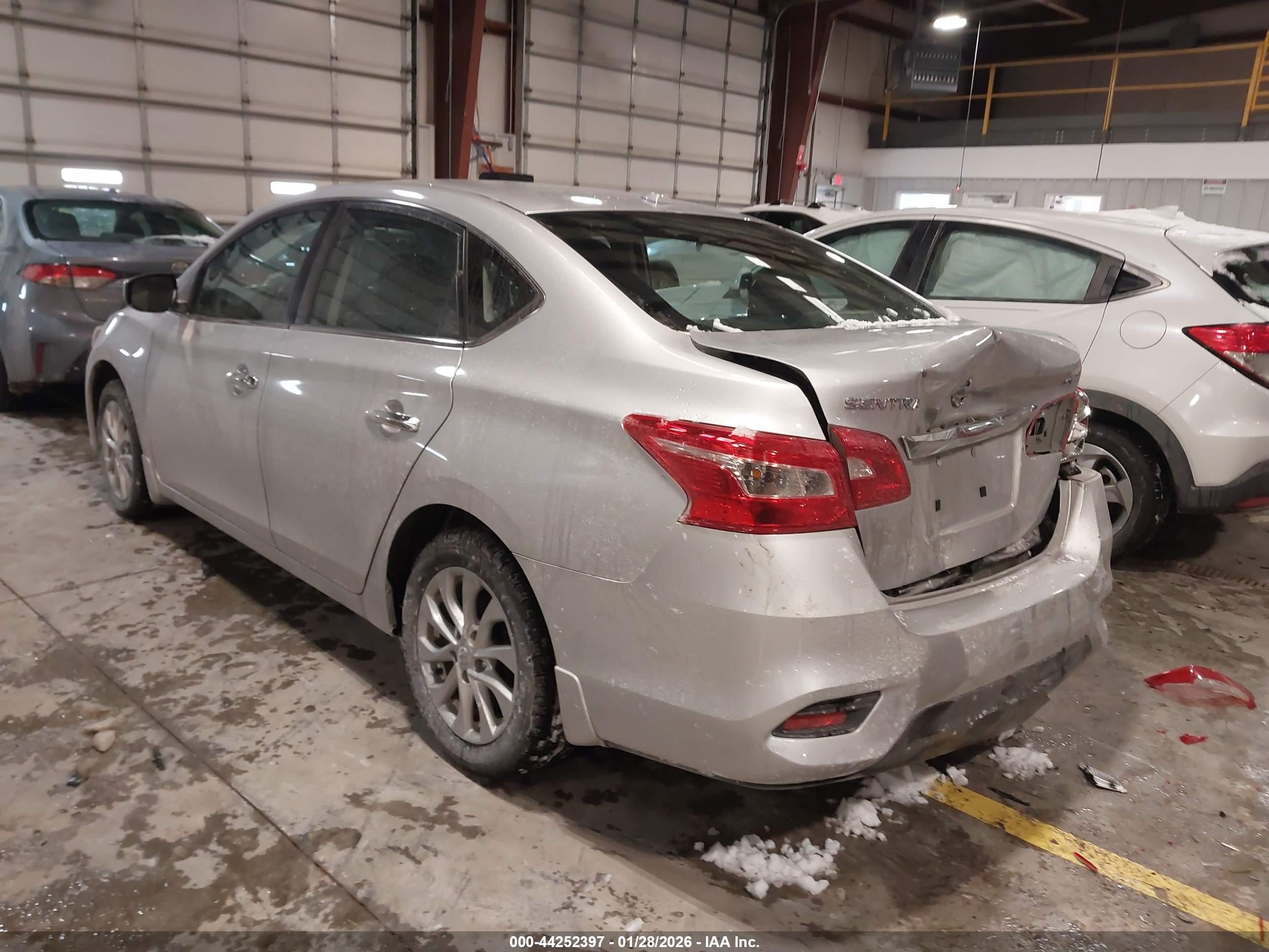 NISSAN SENTRA image 3