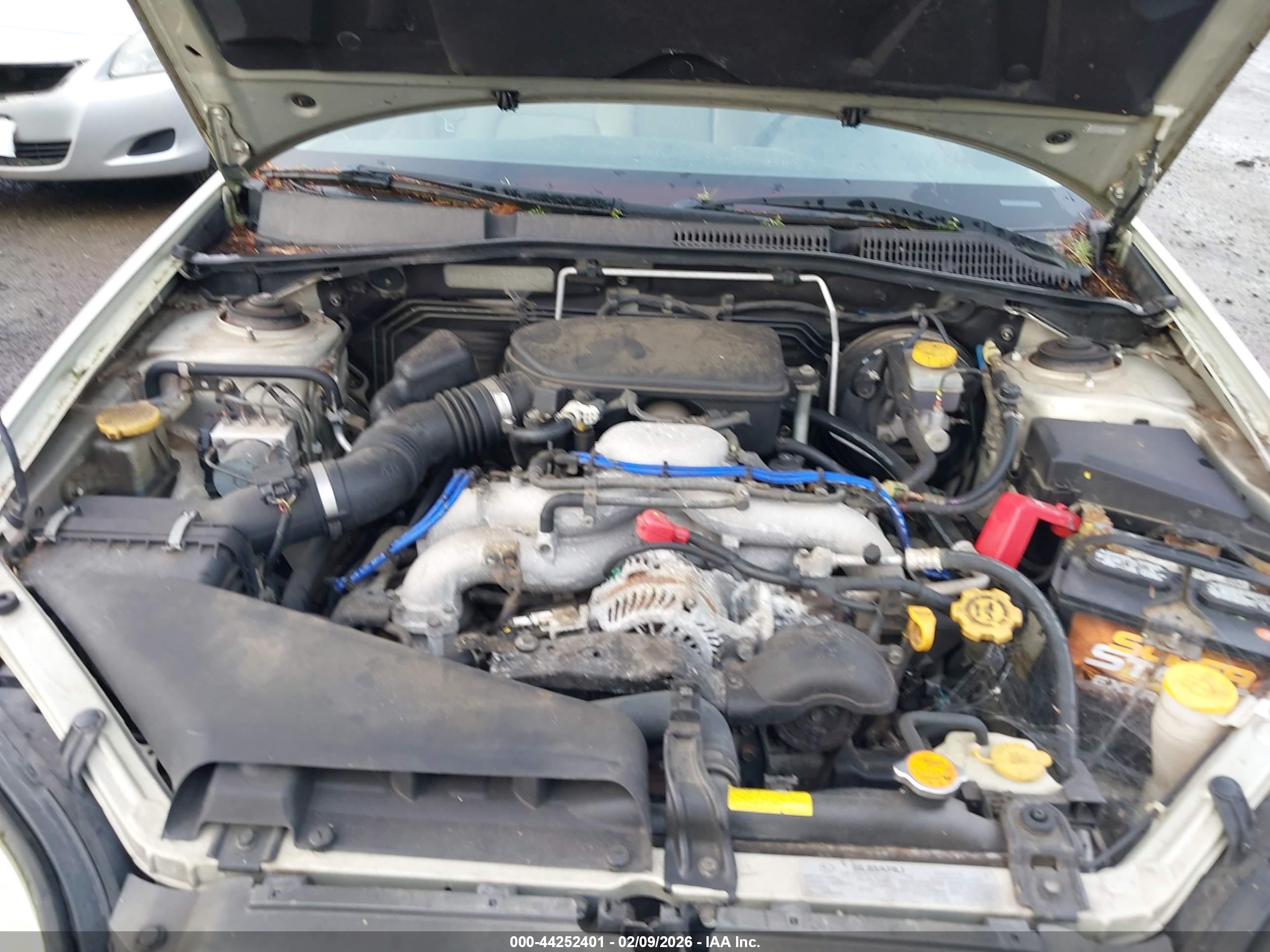 SUBARU OUTBACK image 10