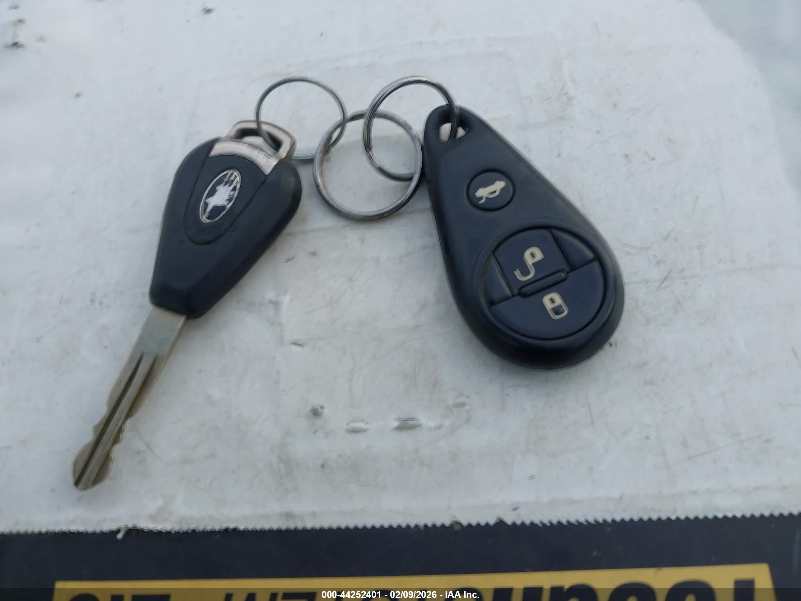 SUBARU OUTBACK image 11
