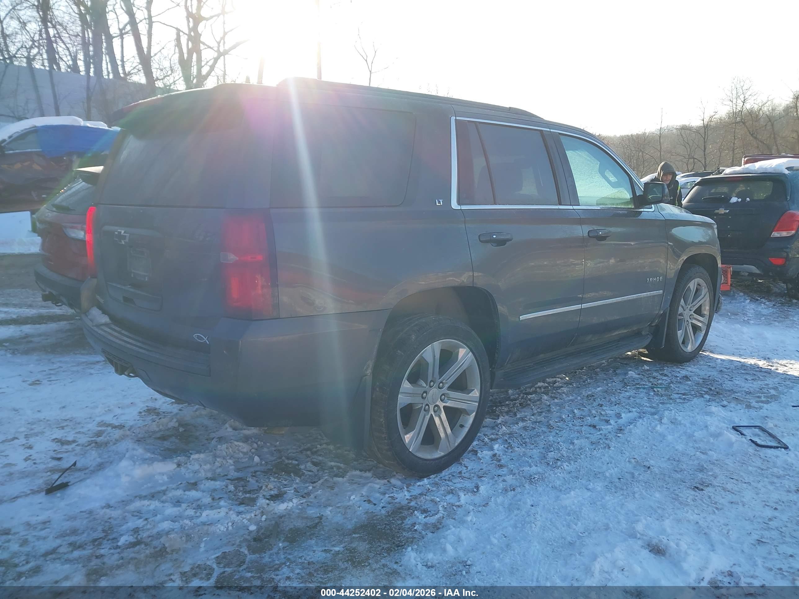 CHEVROLET TAHOE image 4