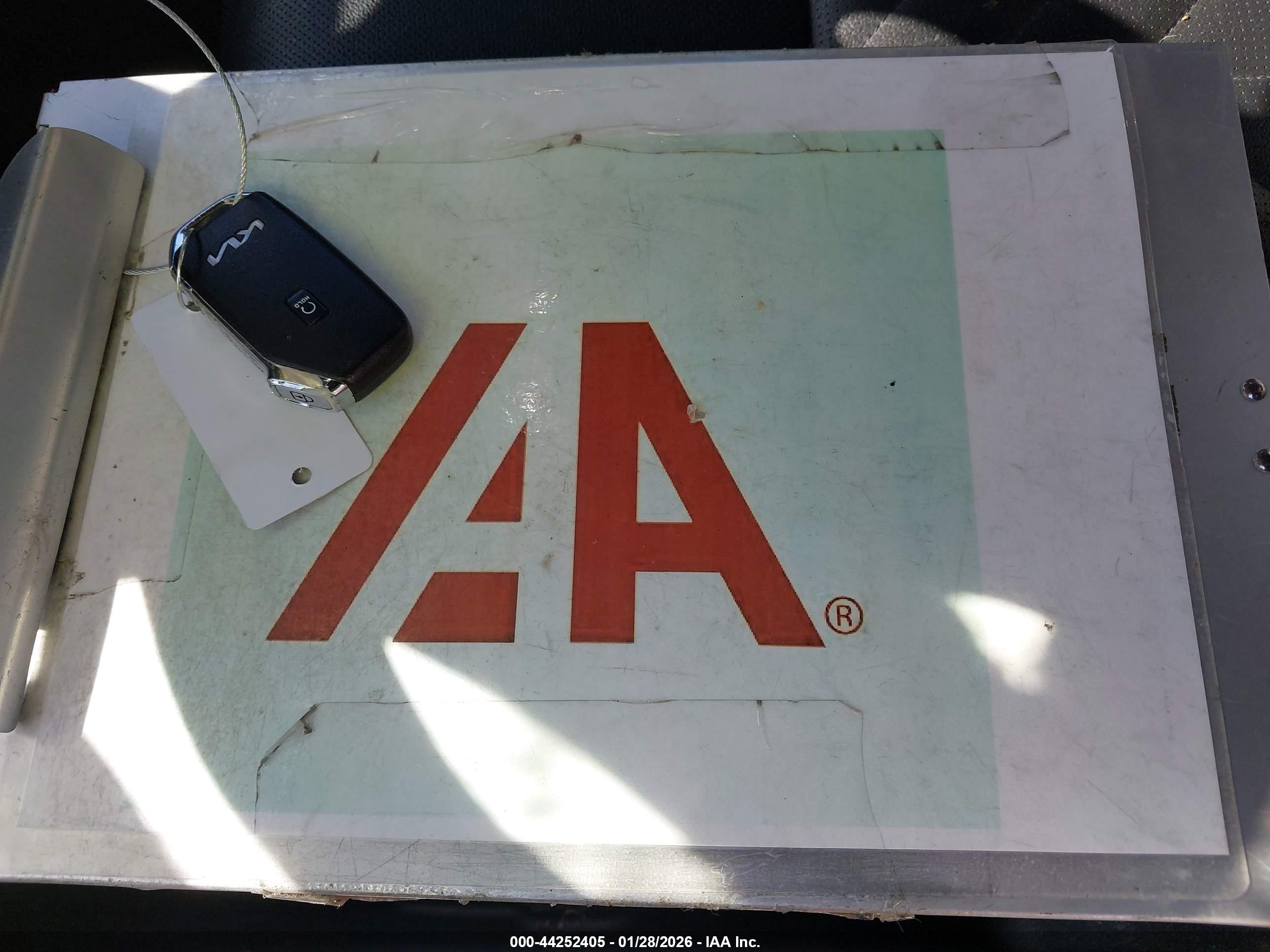 KIA SPORTAGE image 11