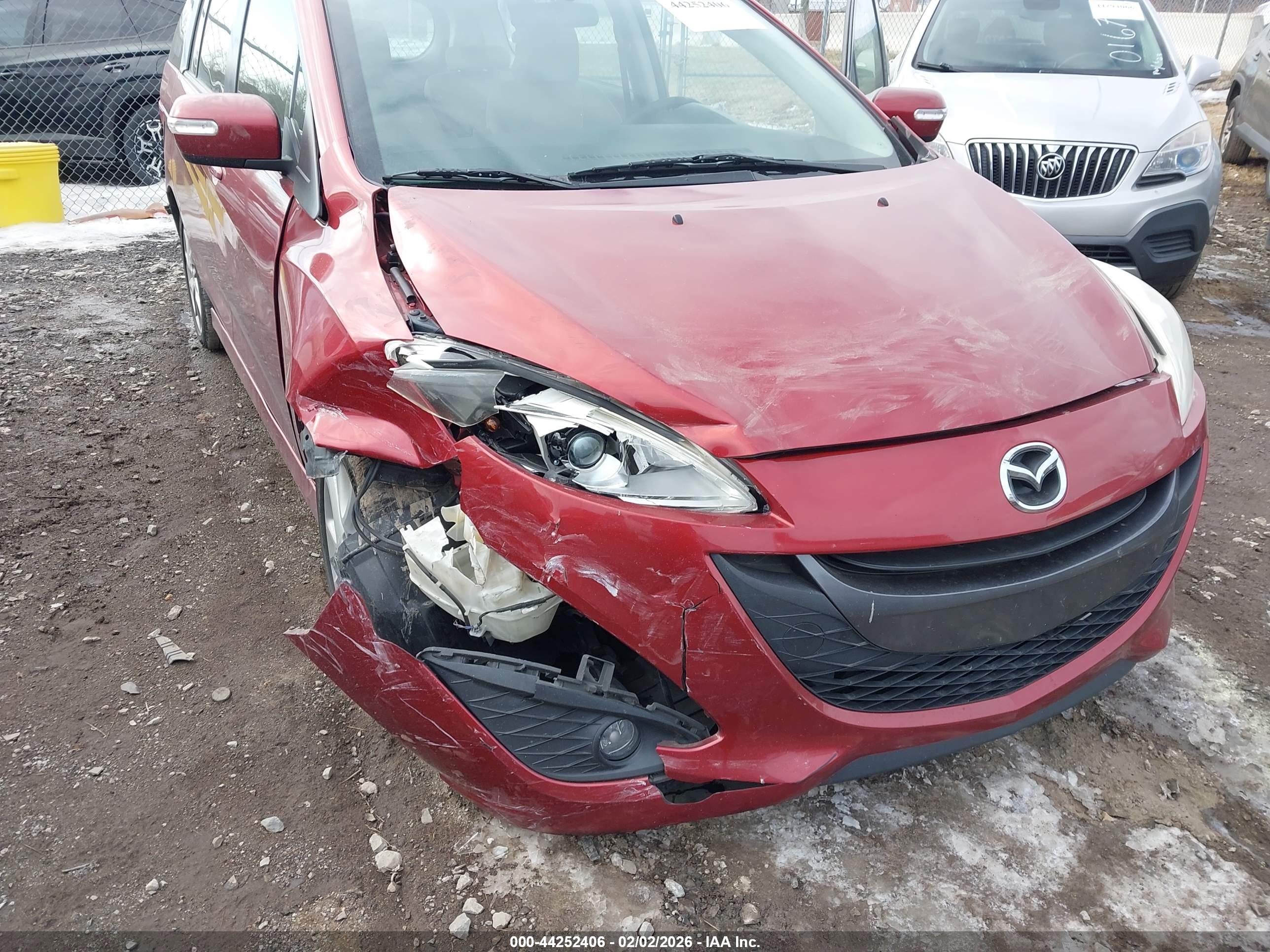 MAZDA MAZDA5 image 6