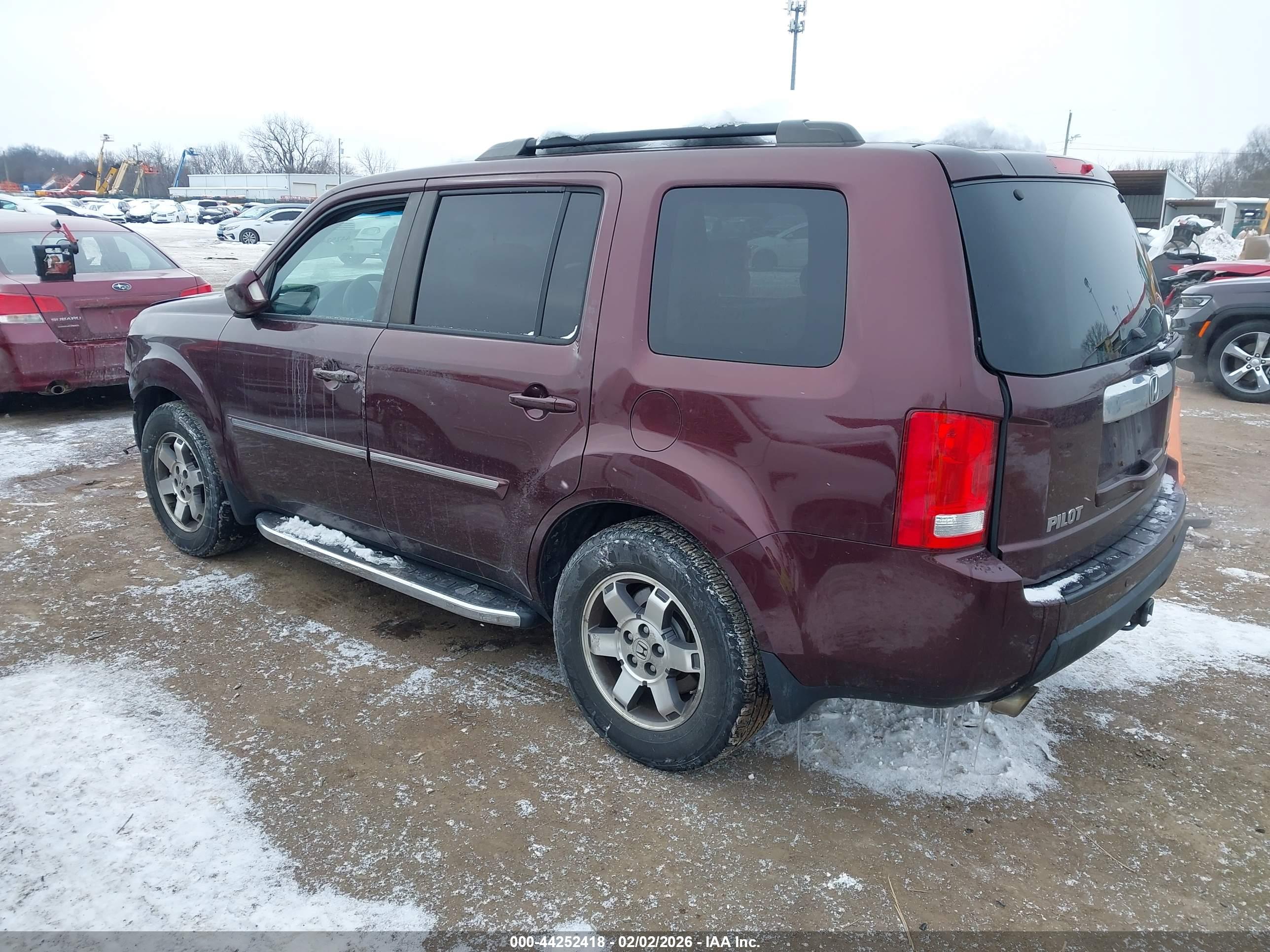 HONDA PILOT image 3