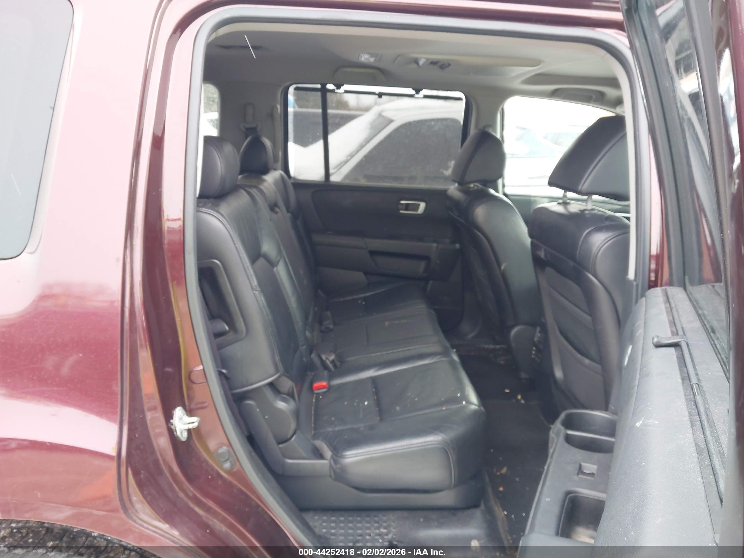 HONDA PILOT image 8