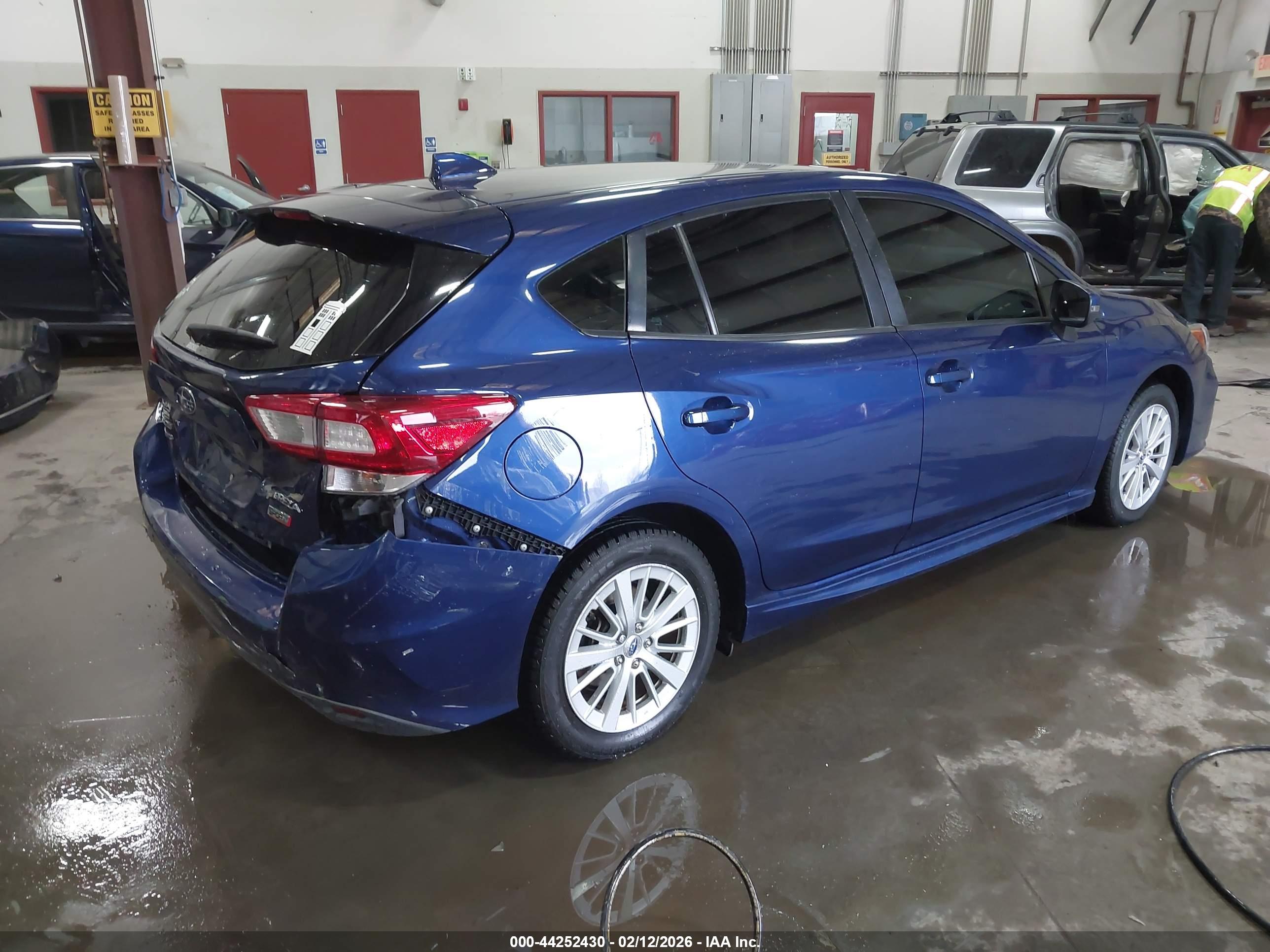 SUBARU IMPREZA image 4