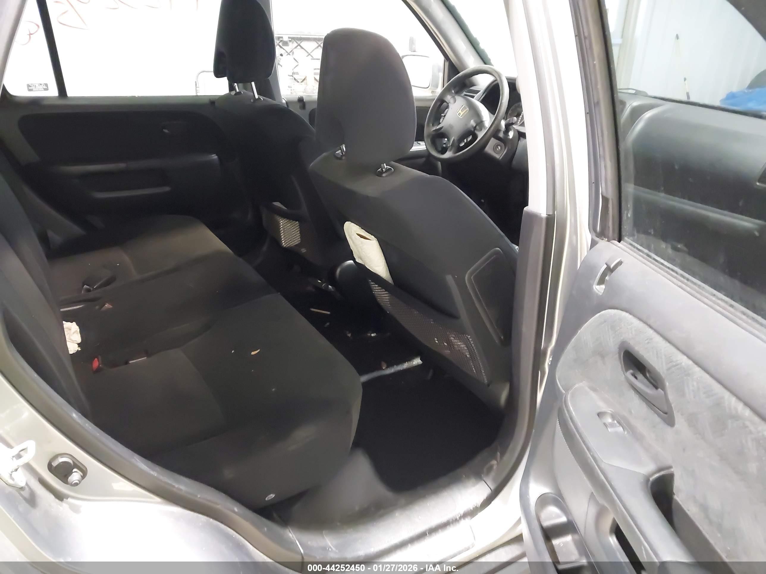 HONDA CR-V image 8