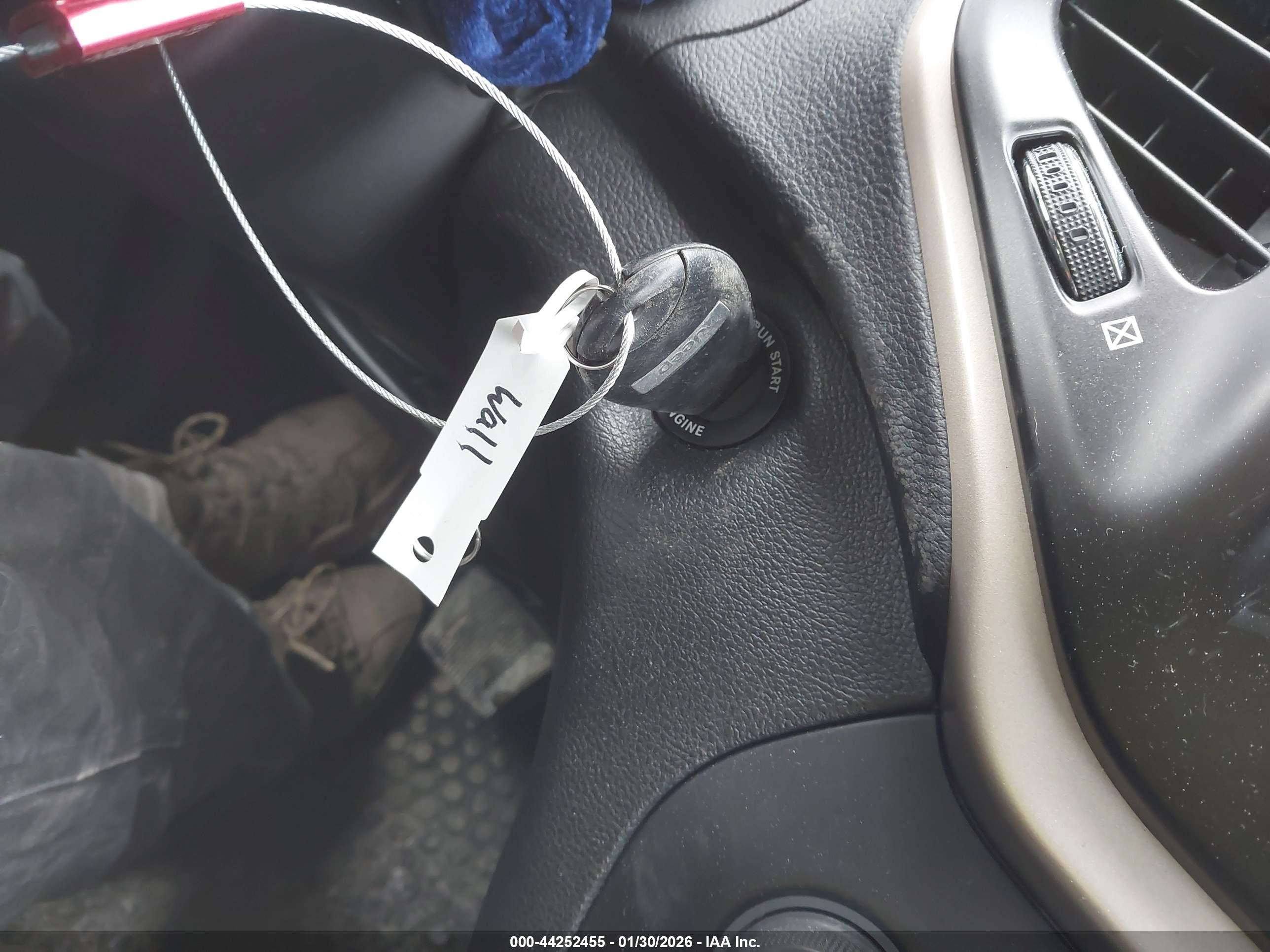 JEEP CHEROKEE image 11