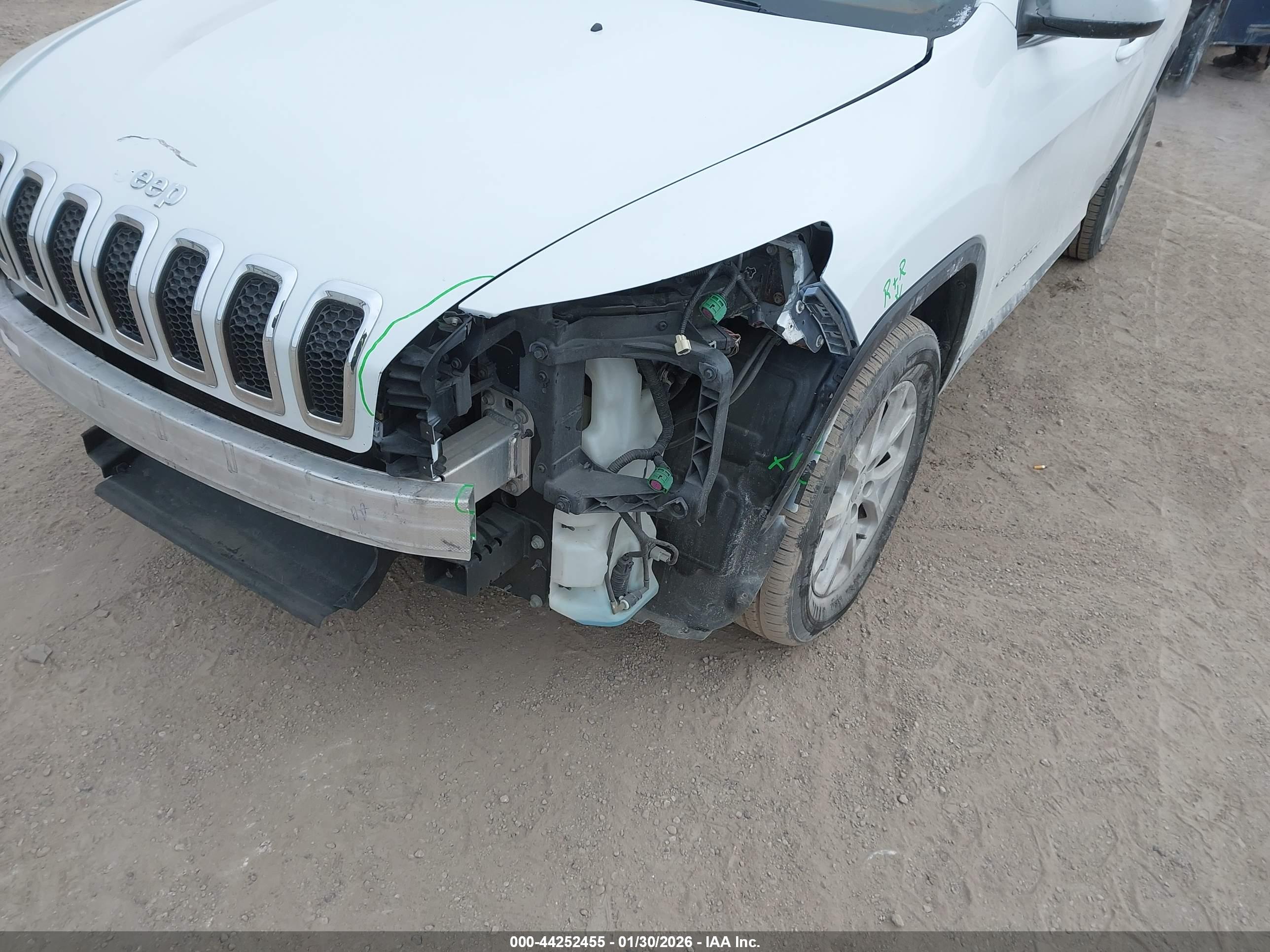 JEEP CHEROKEE image 6