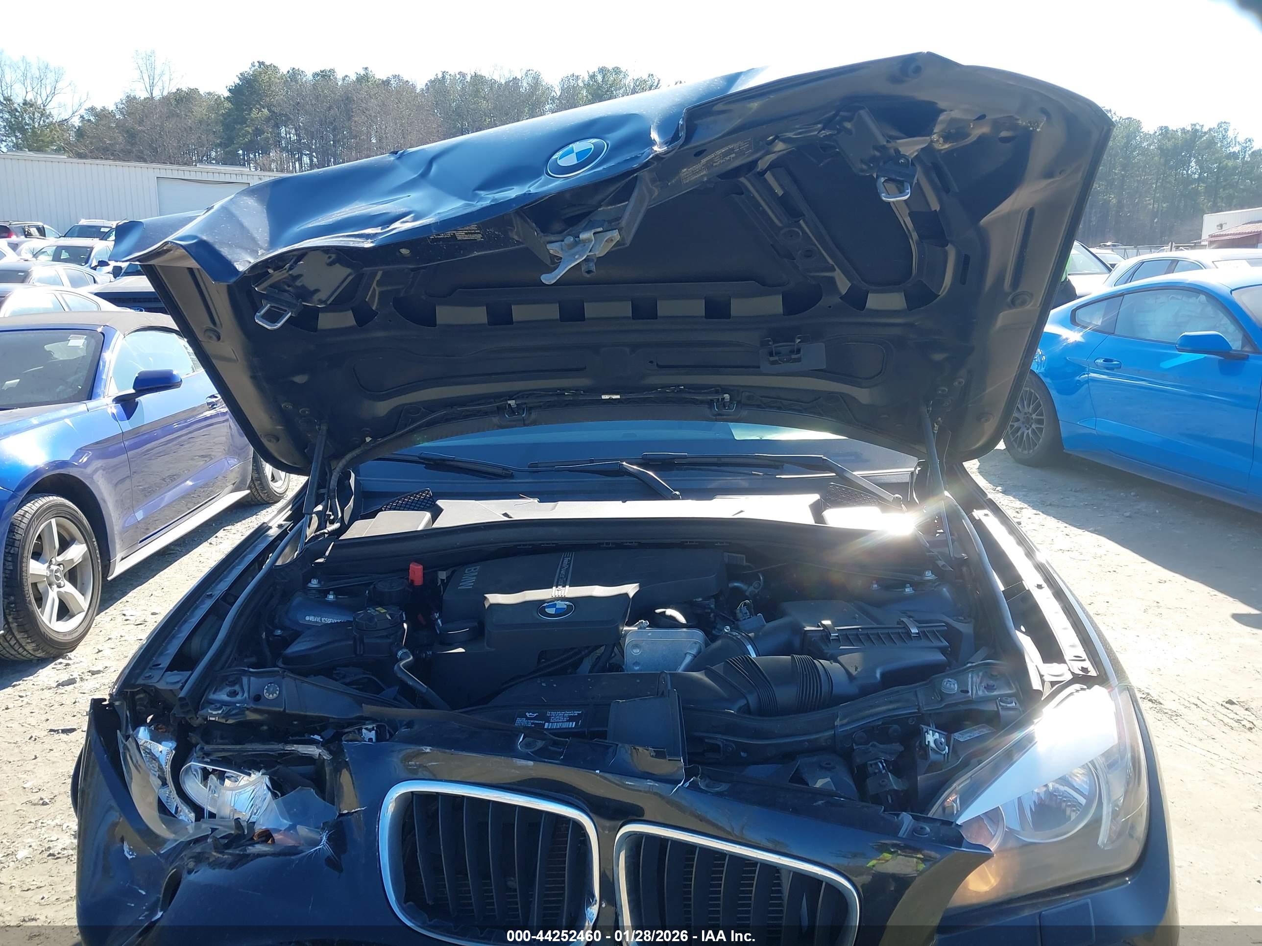 BMW X1 image 10