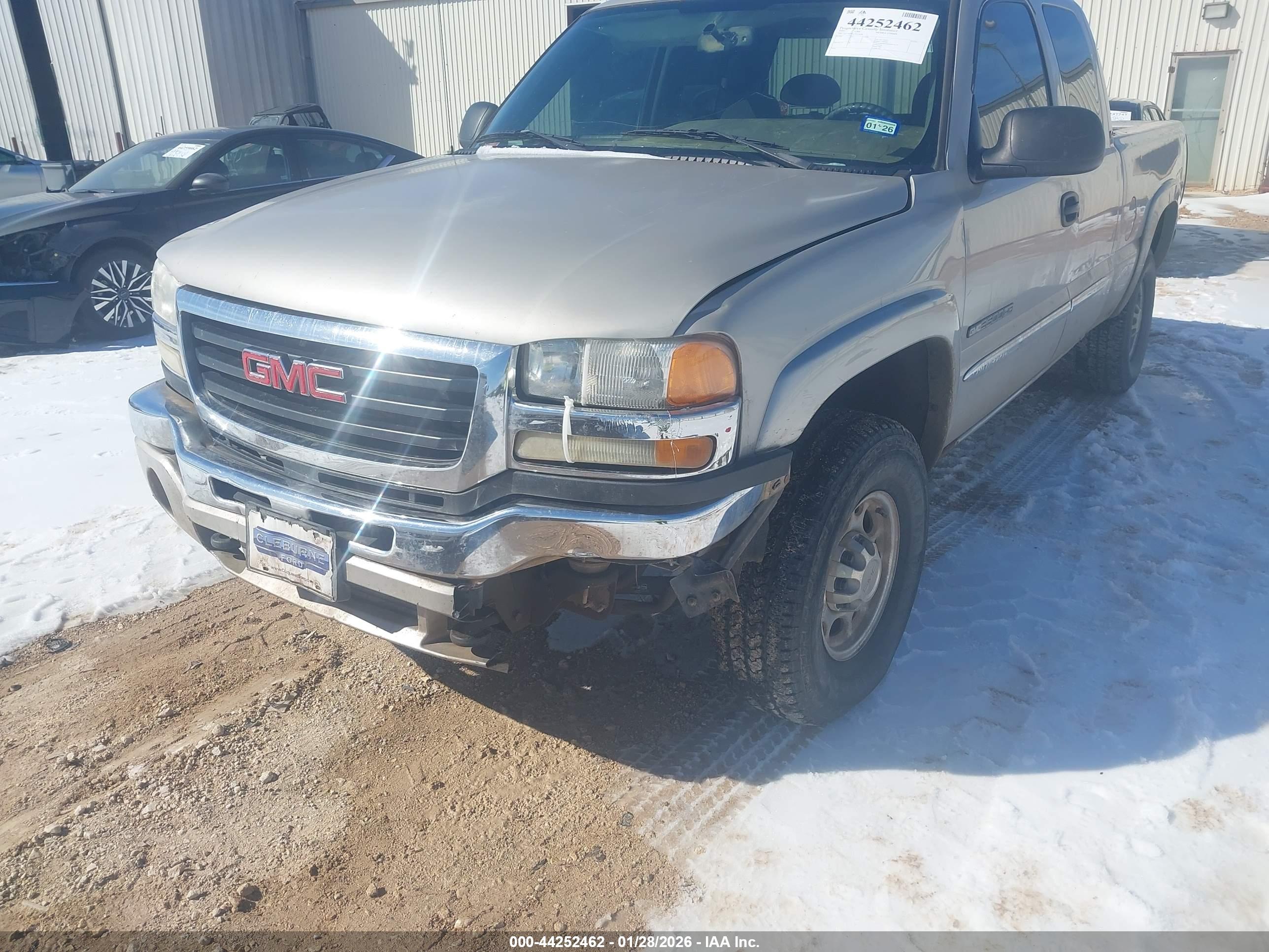 GMC SIERRA image 6