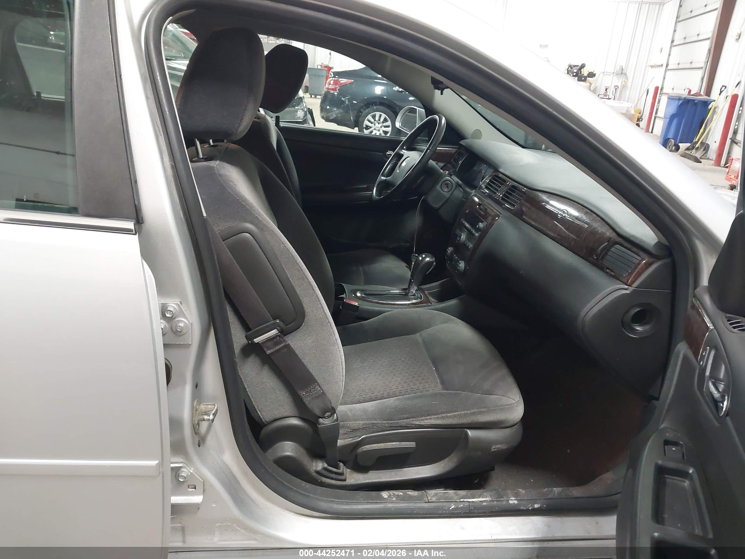 CHEVROLET IMPALA image 5
