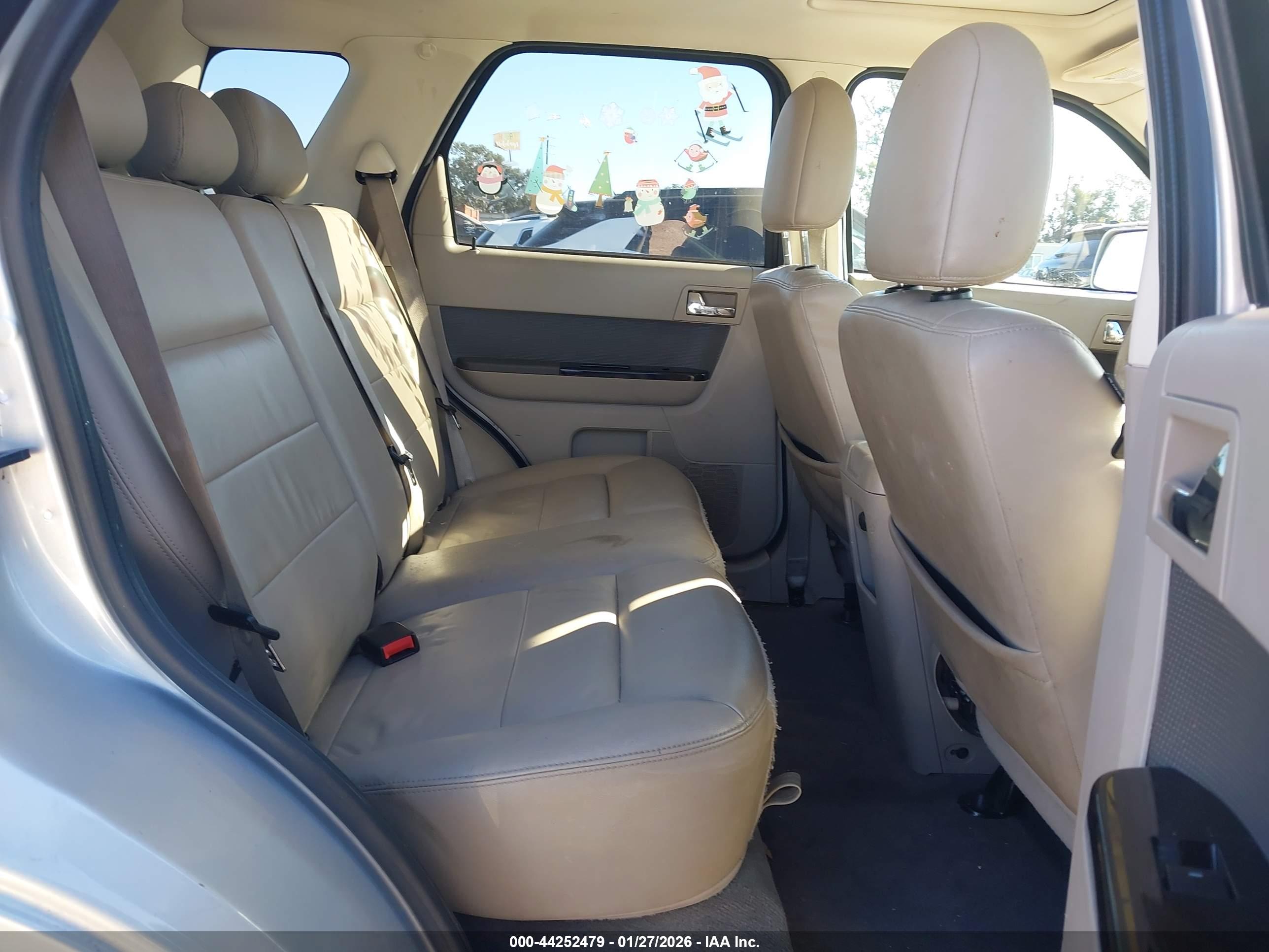 FORD ESCAPE image 8