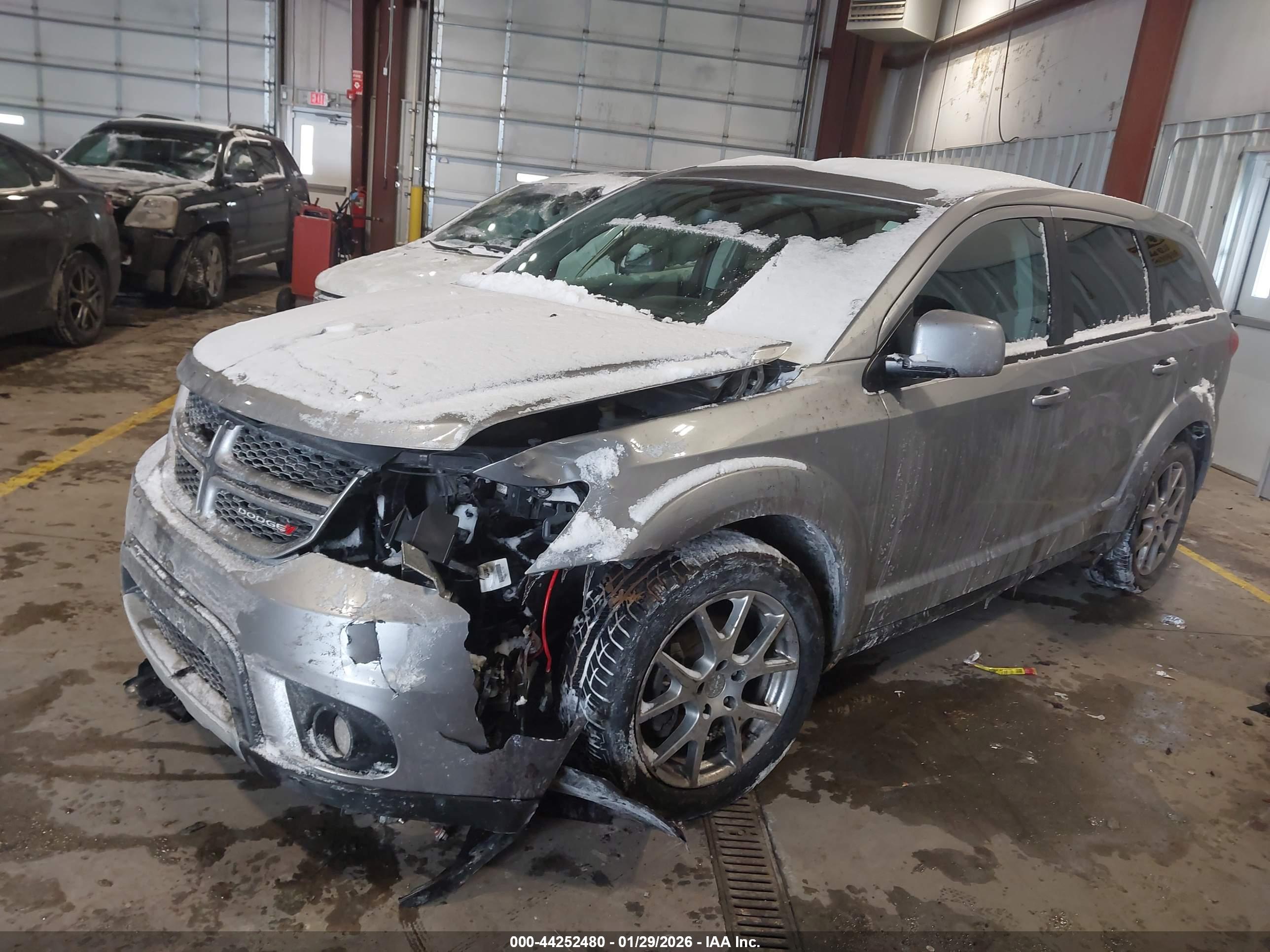 DODGE JOURNEY image 2