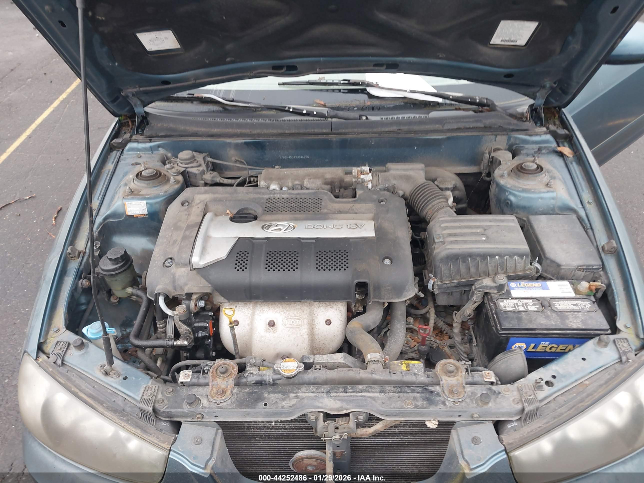 HYUNDAI ELANTRA image 10