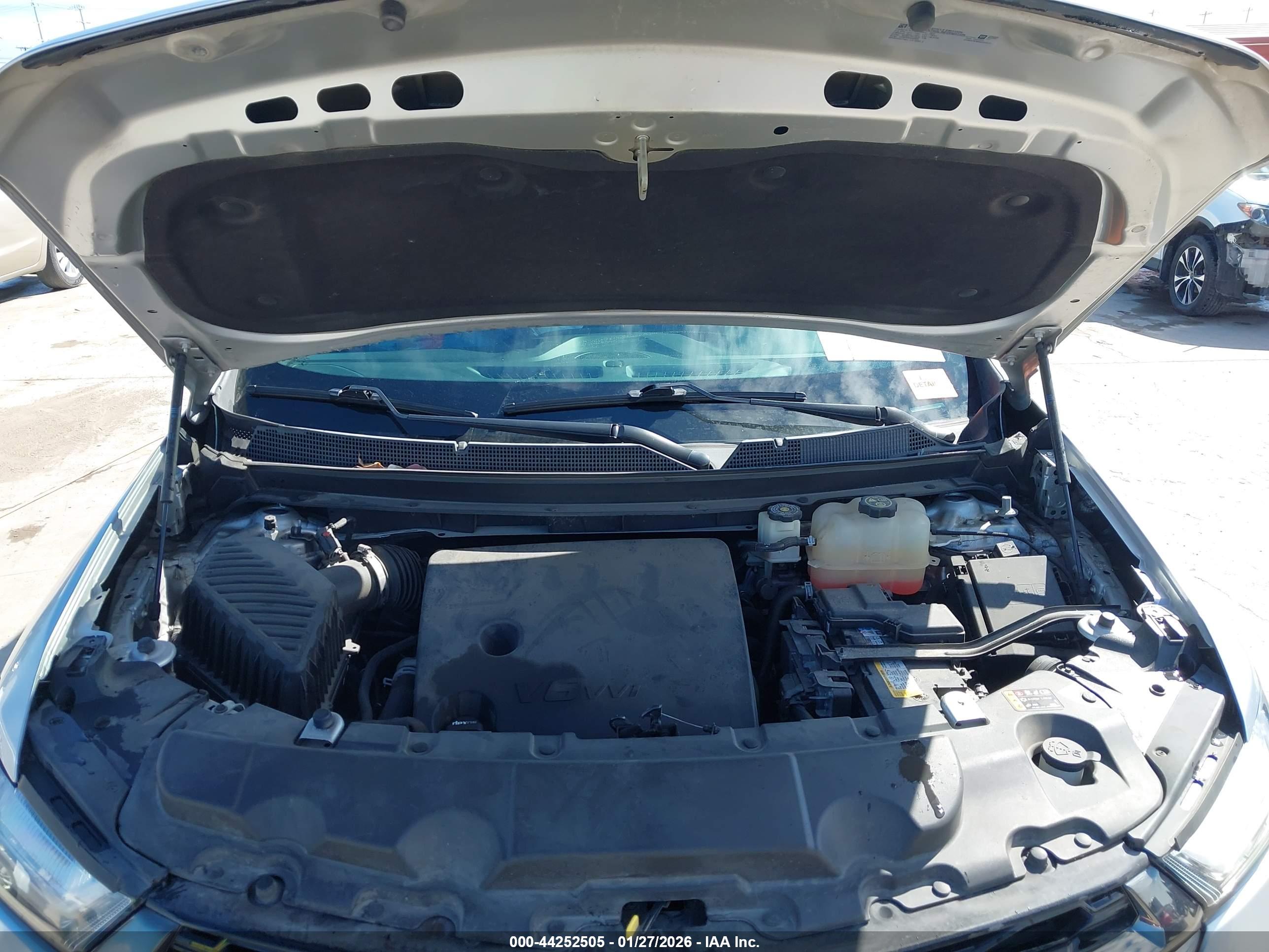 CHEVROLET TRAVERSE image 10