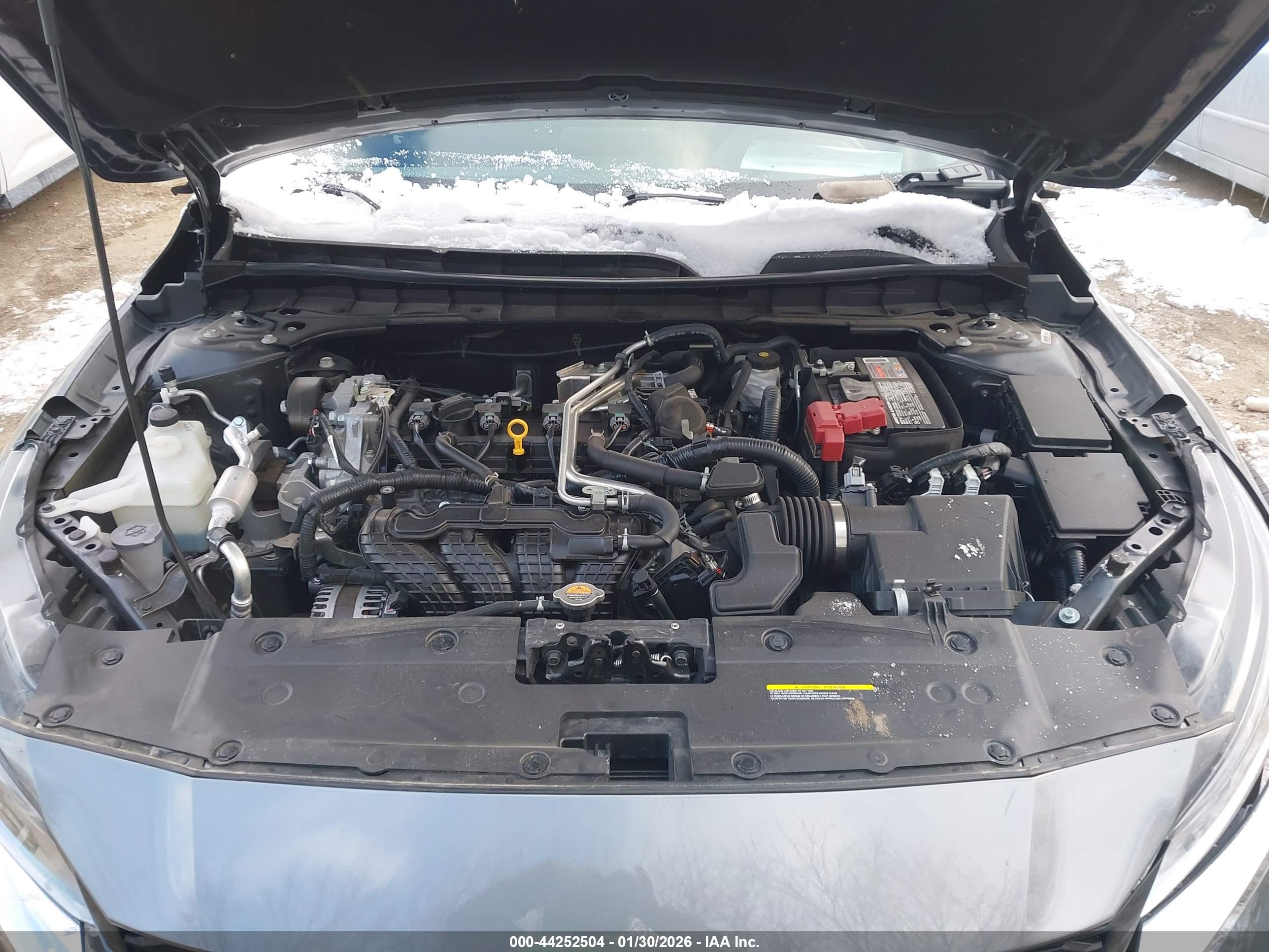 NISSAN ALTIMA image 10