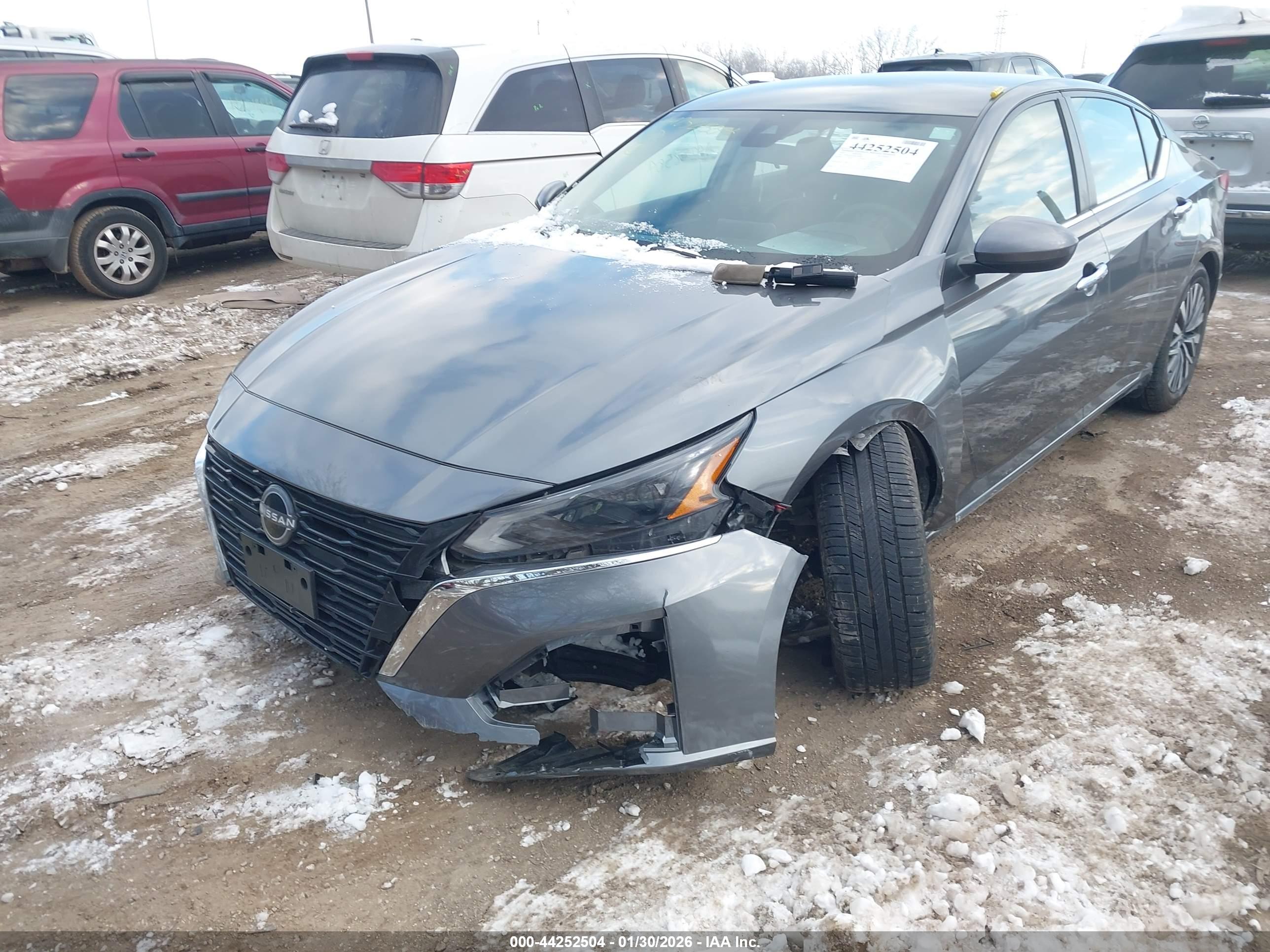 NISSAN ALTIMA image 6