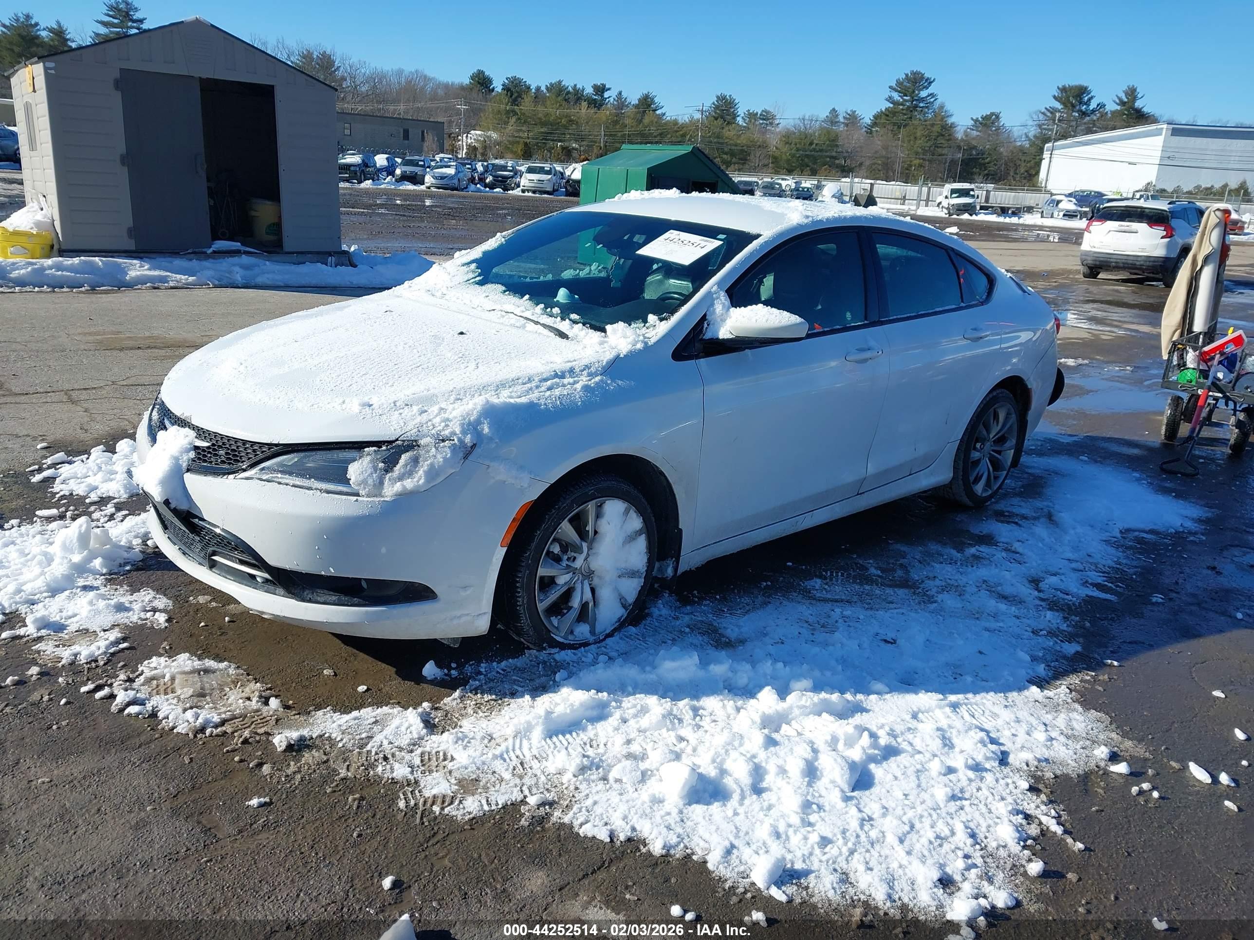 CHRYSLER 200 image 2