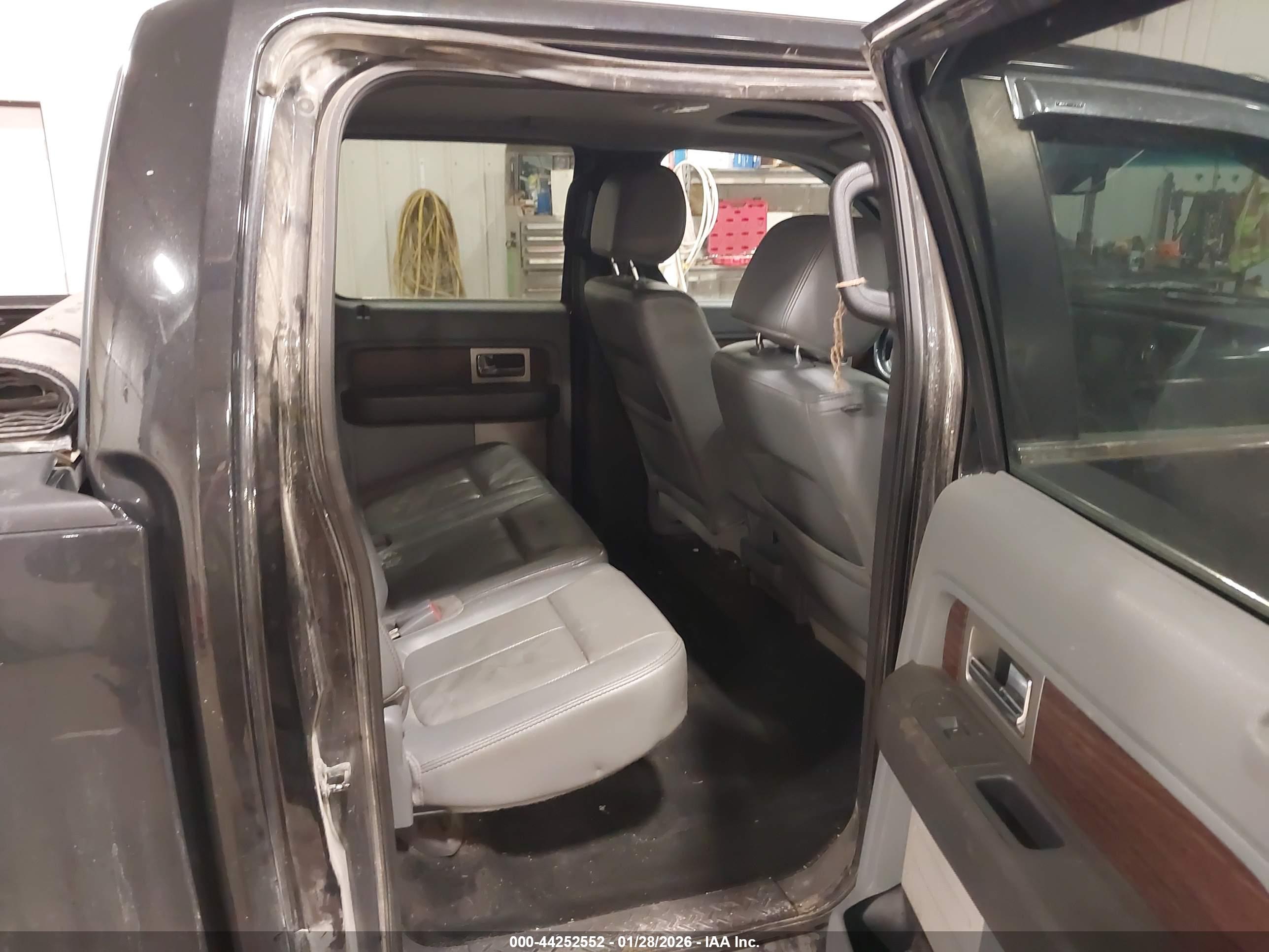 FORD F-150 image 8