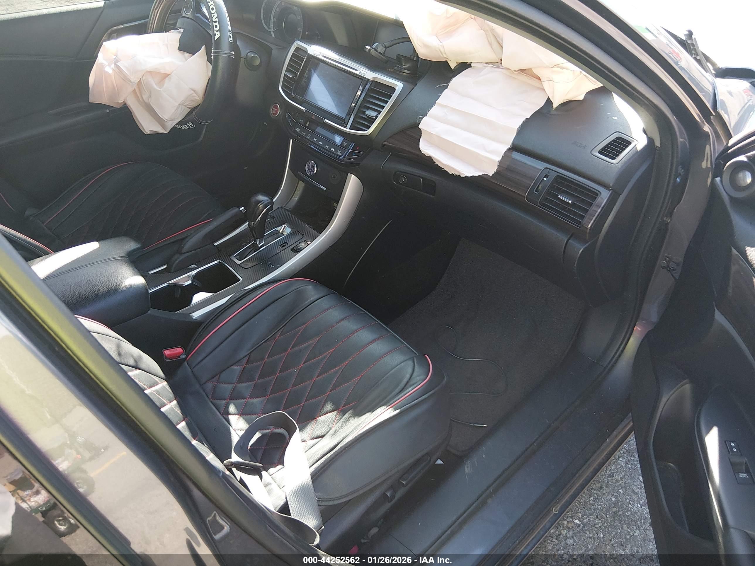 HONDA ACCORD image 5