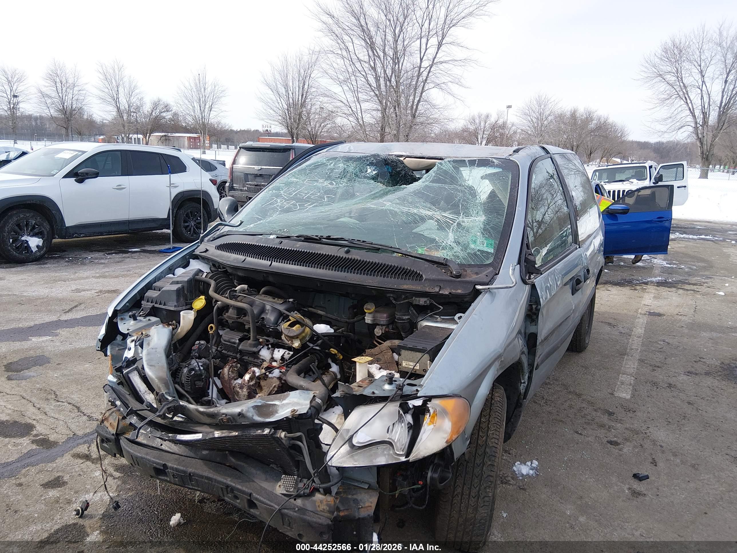DODGE CARAVAN image 2