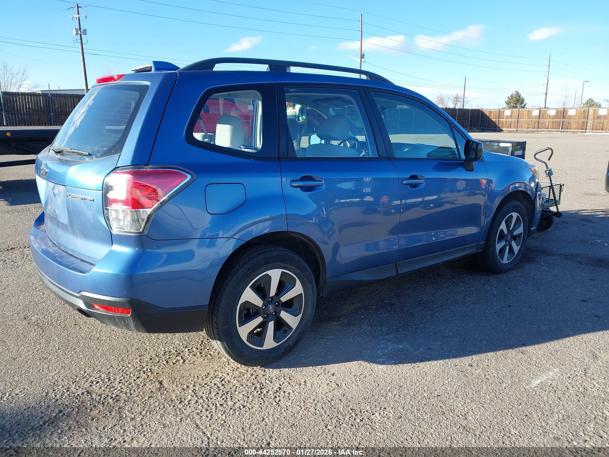 SUBARU FORESTER image 4