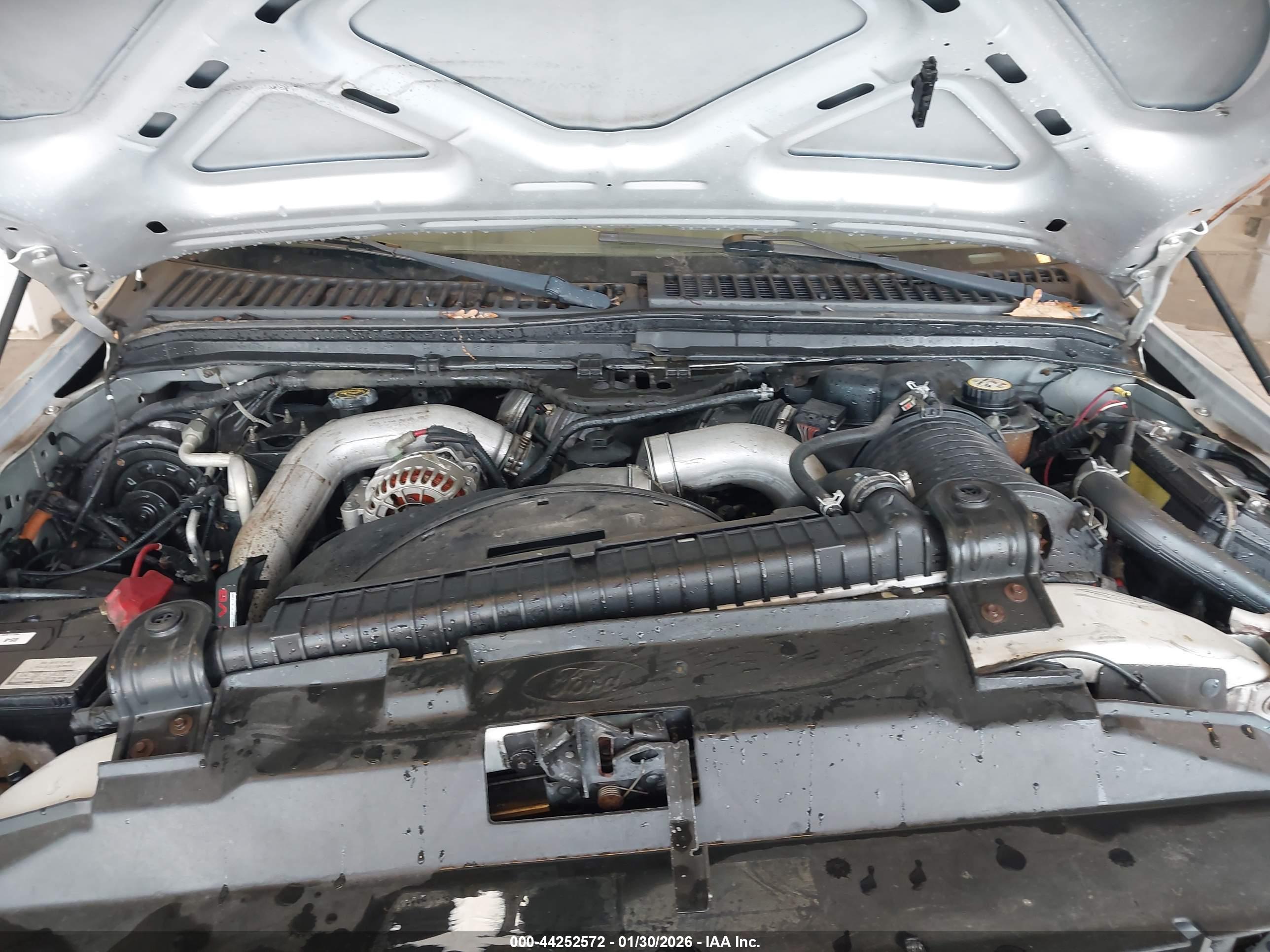 FORD F-250 image 10