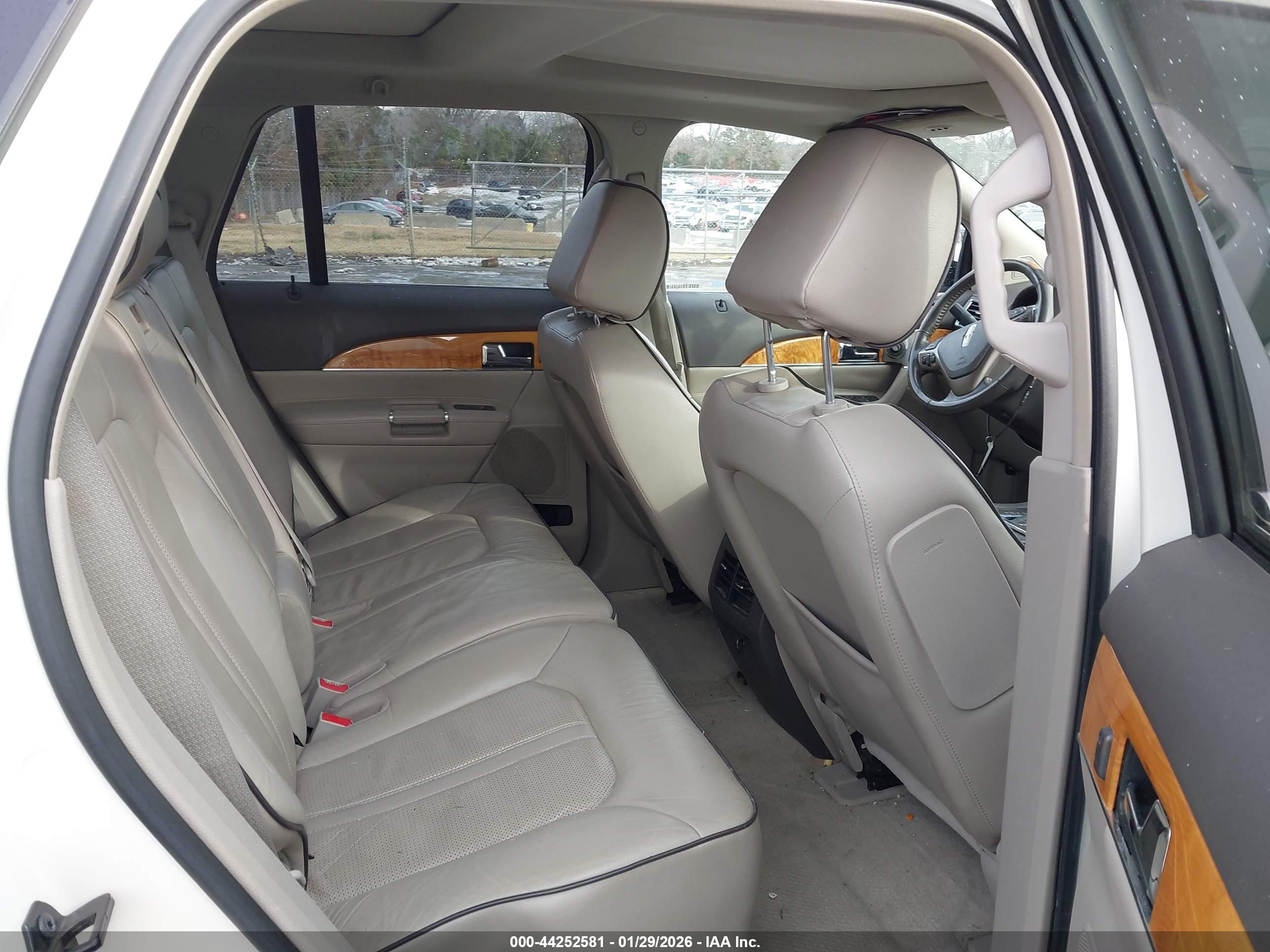 LINCOLN MKX image 8