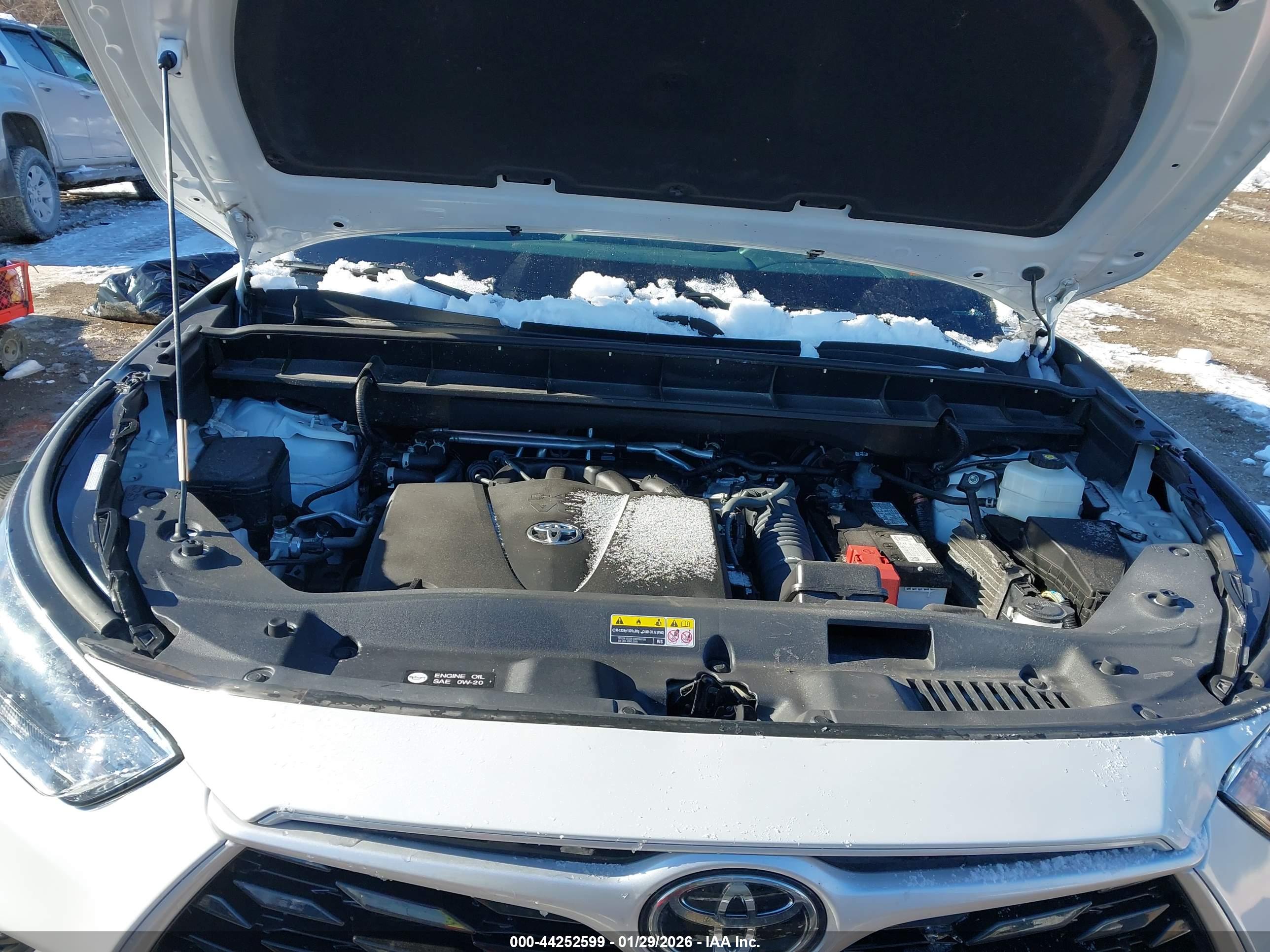 TOYOTA HIGHLANDER image 10