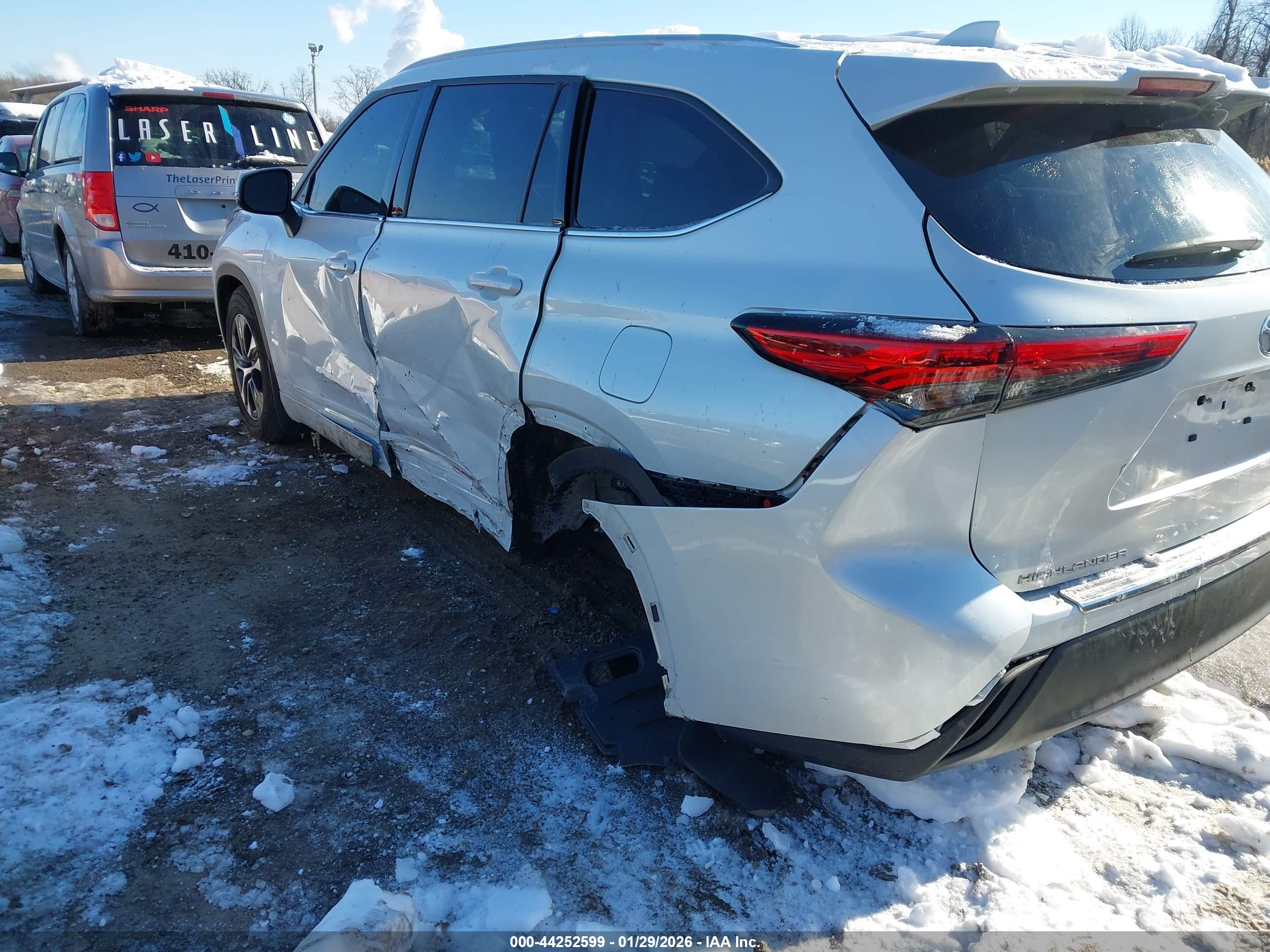 TOYOTA HIGHLANDER image 6