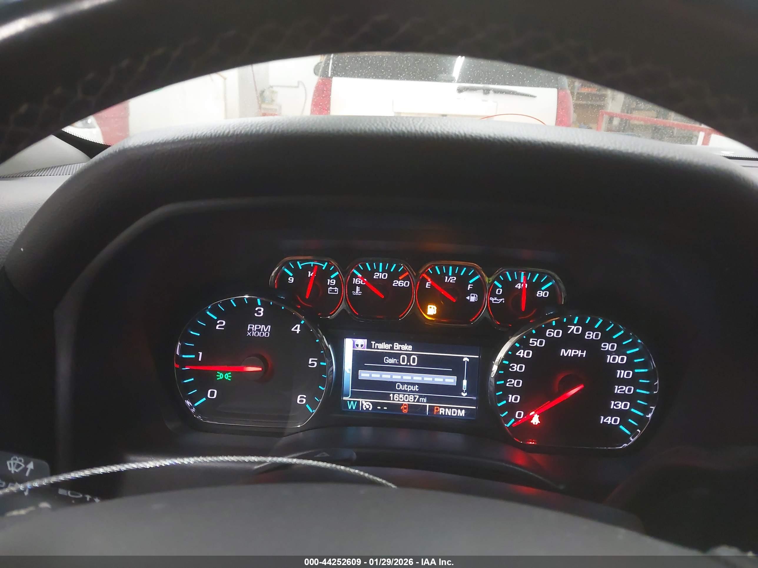 CHEVROLET SILVERADO image 7