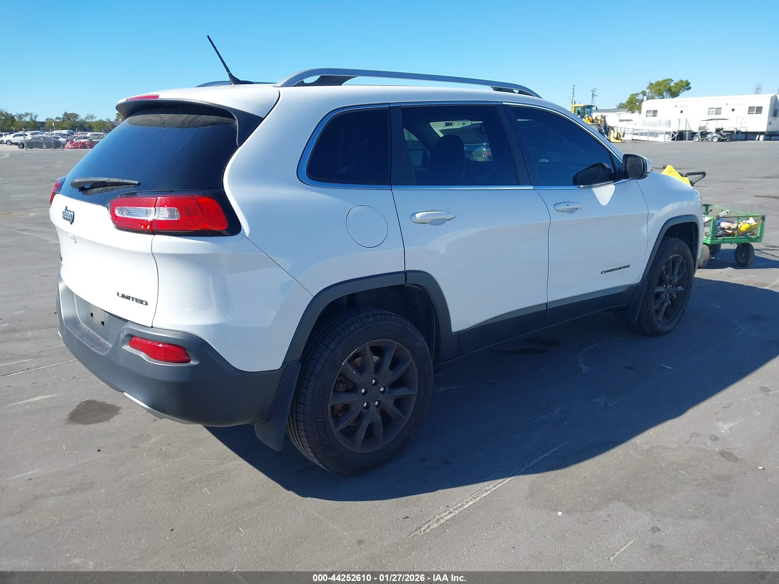 JEEP CHEROKEE image 4