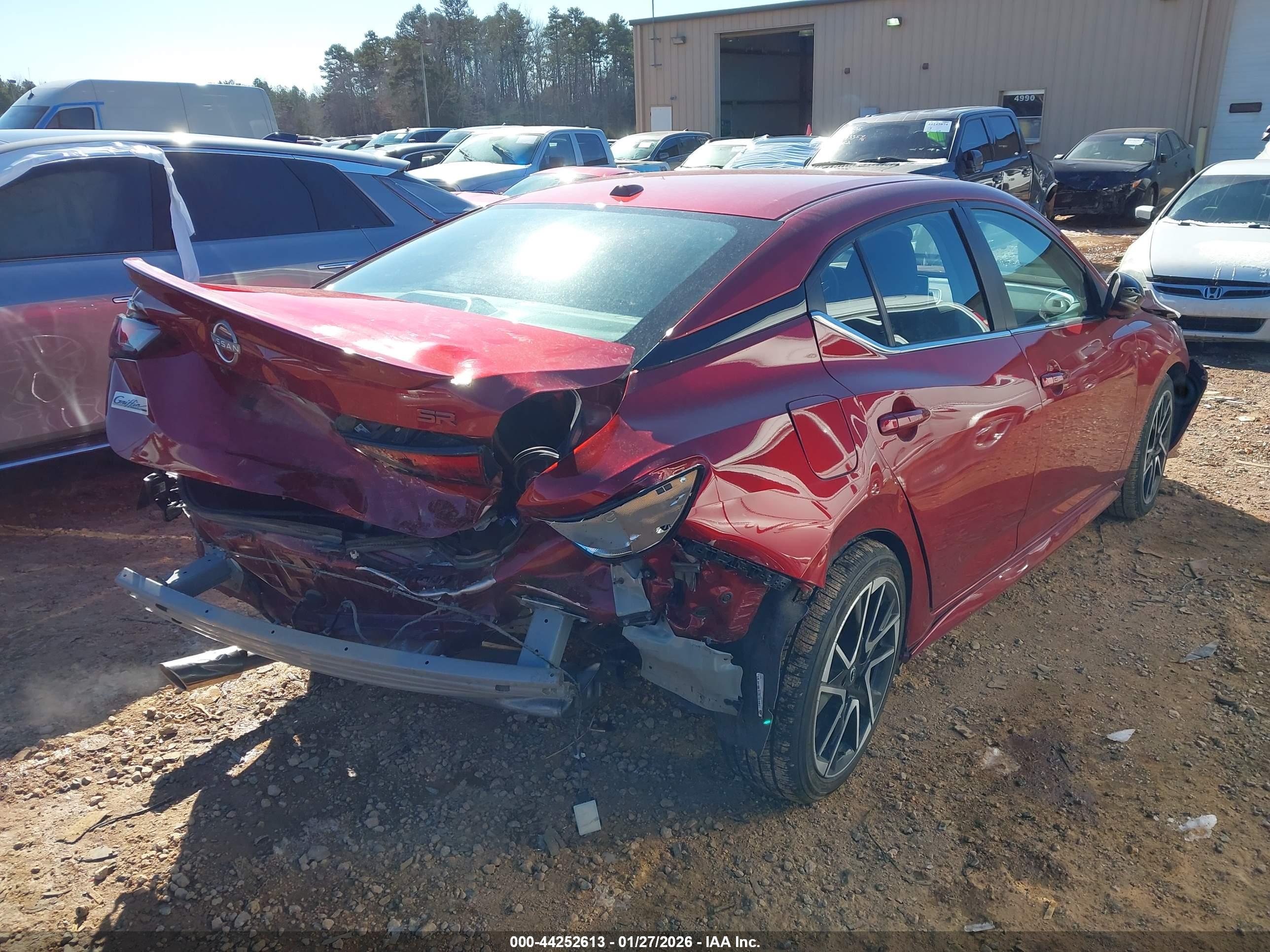 NISSAN SENTRA image 4