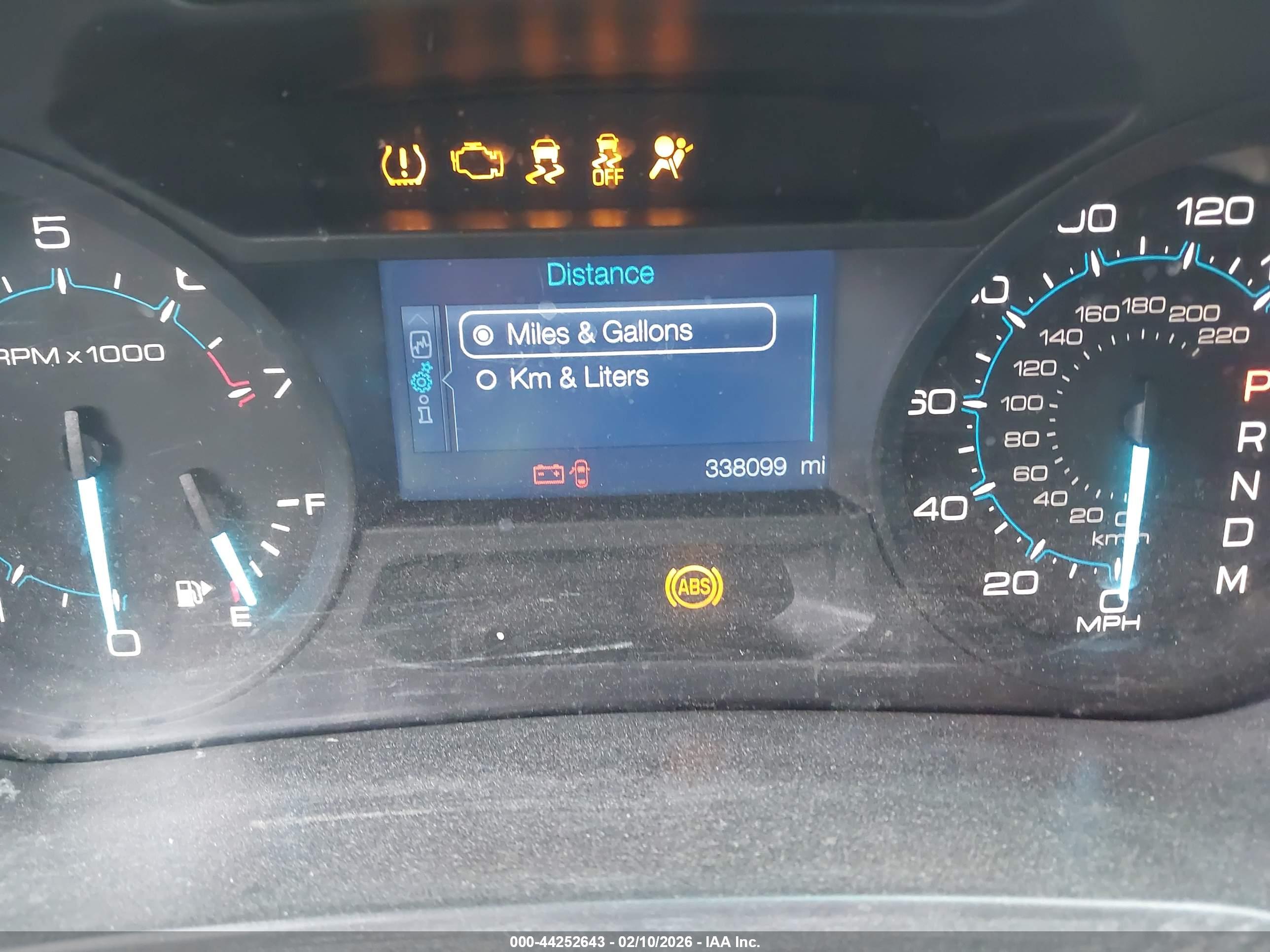 FORD EXPLORER image 7