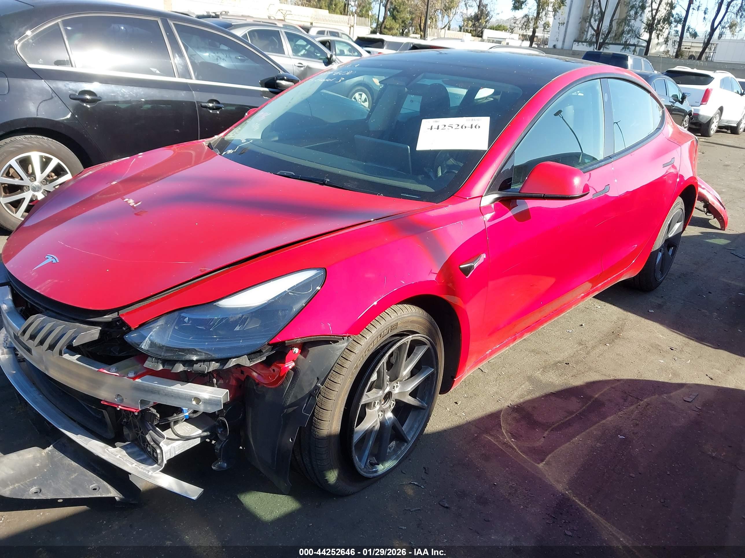 TESLA MODEL image 2